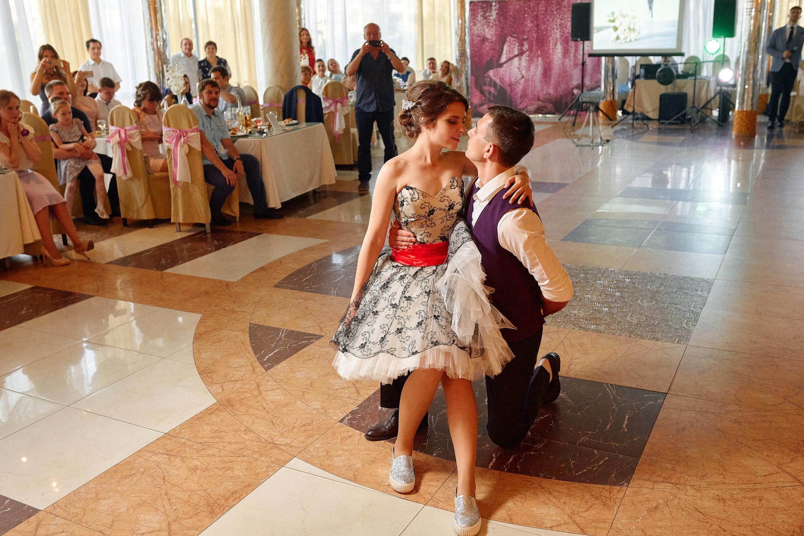 Фотосъёмка свадьбы в Нижнем Новгороде. Свадебный фотограф Антон Артюшин. Работаю в Нижнем Новгороде и Москве