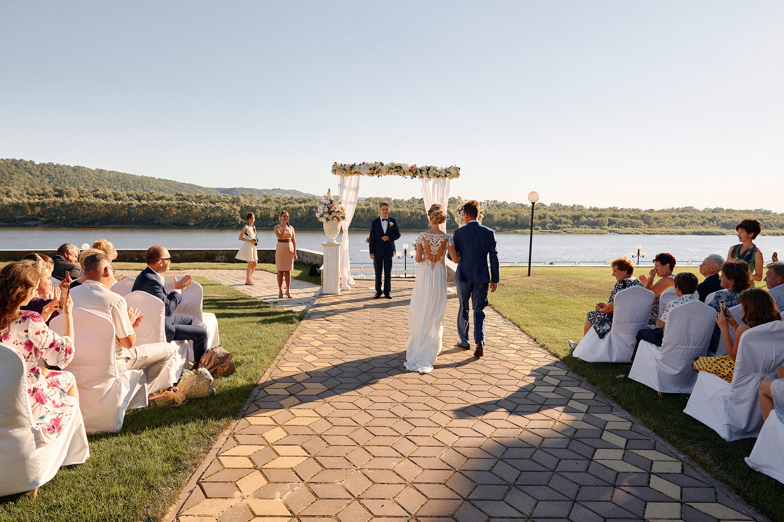 Съёмка летней свадьбы. Свадебный фотограф Антон Артюшин. Работаю в Нижнем Новгороде и Москве