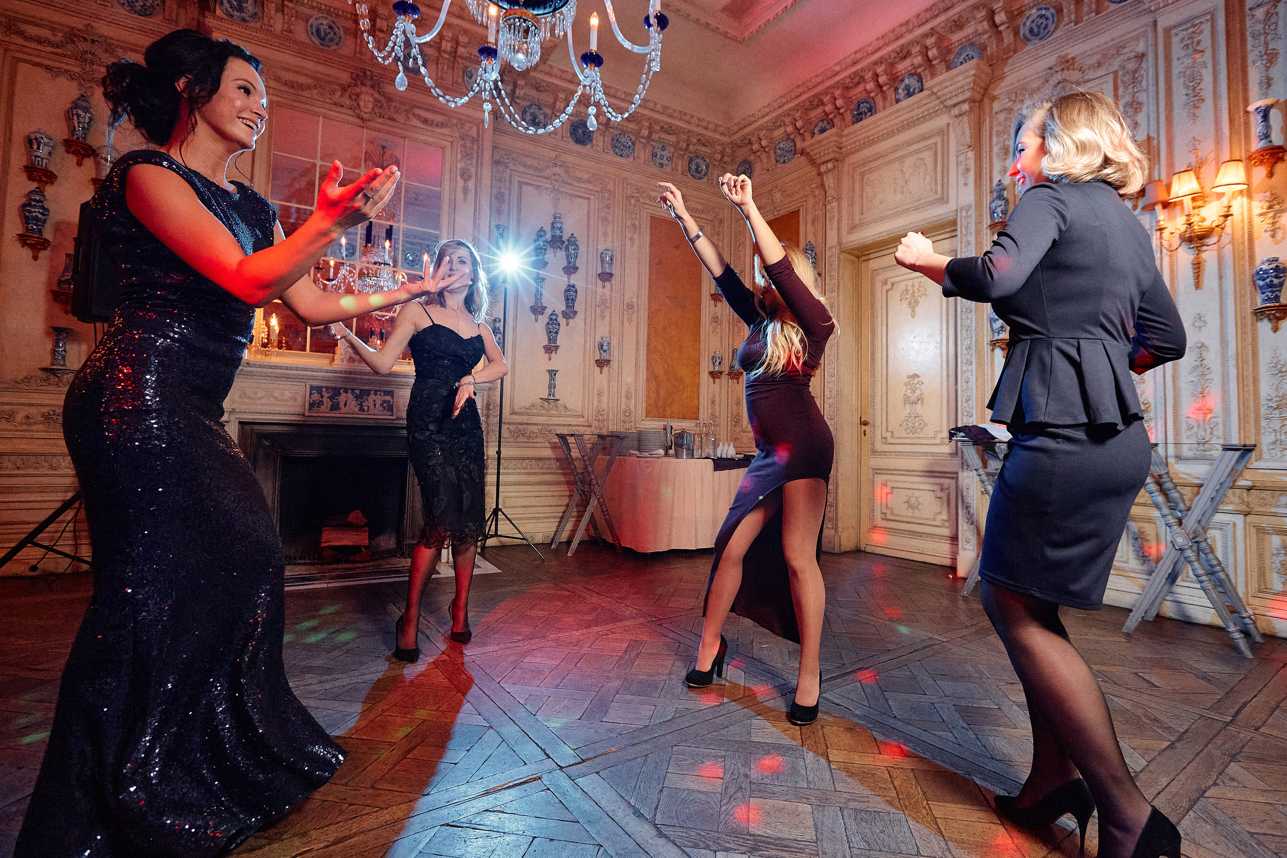 Свадебная съёмка в Москве. Свадебный фотограф Антон Артюшин. Работаю в Нижнем Новгороде и Москве