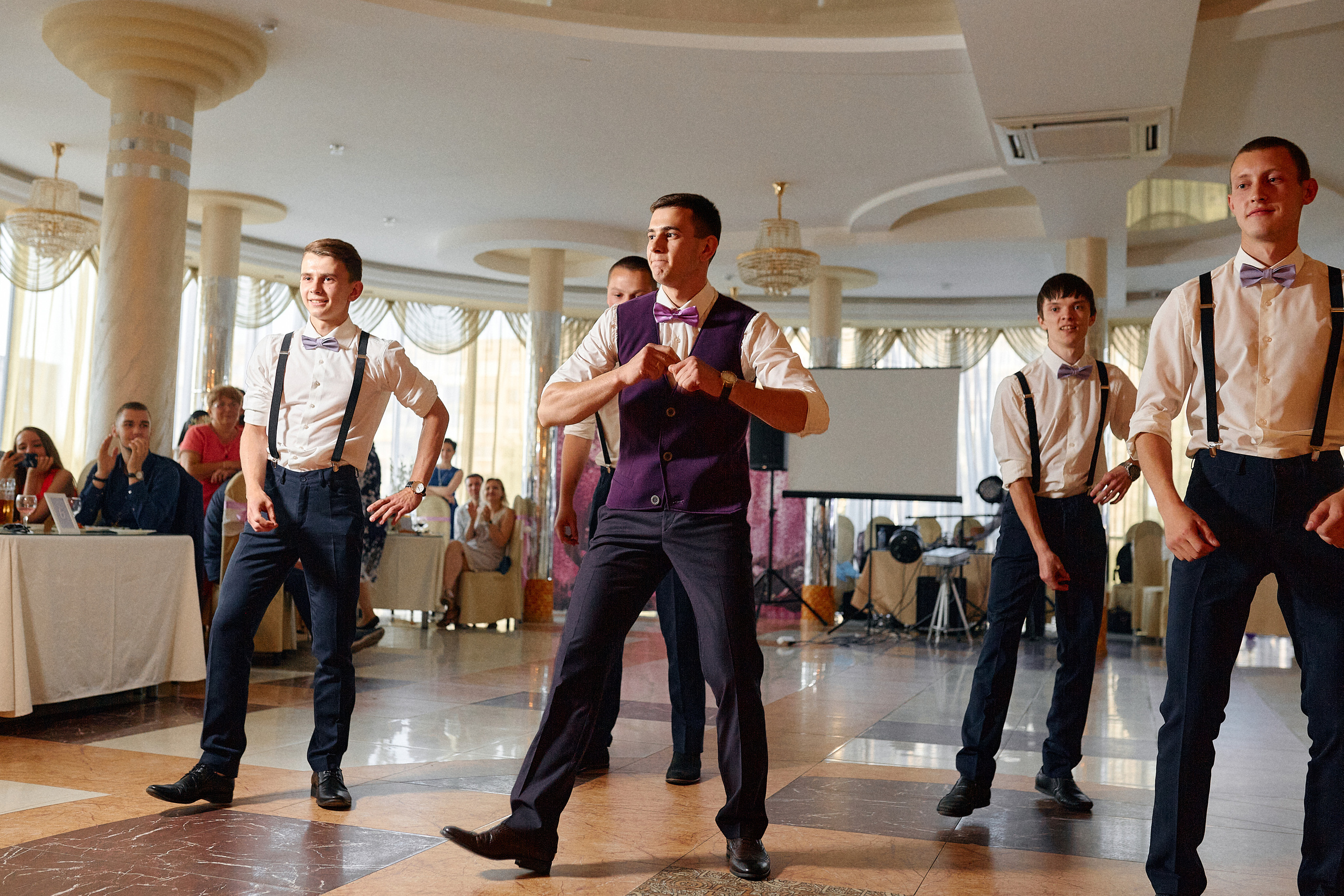 Фотосъёмка свадьбы в Нижнем Новгороде. Свадебный фотограф Антон Артюшин. Работаю в Нижнем Новгороде и Москве