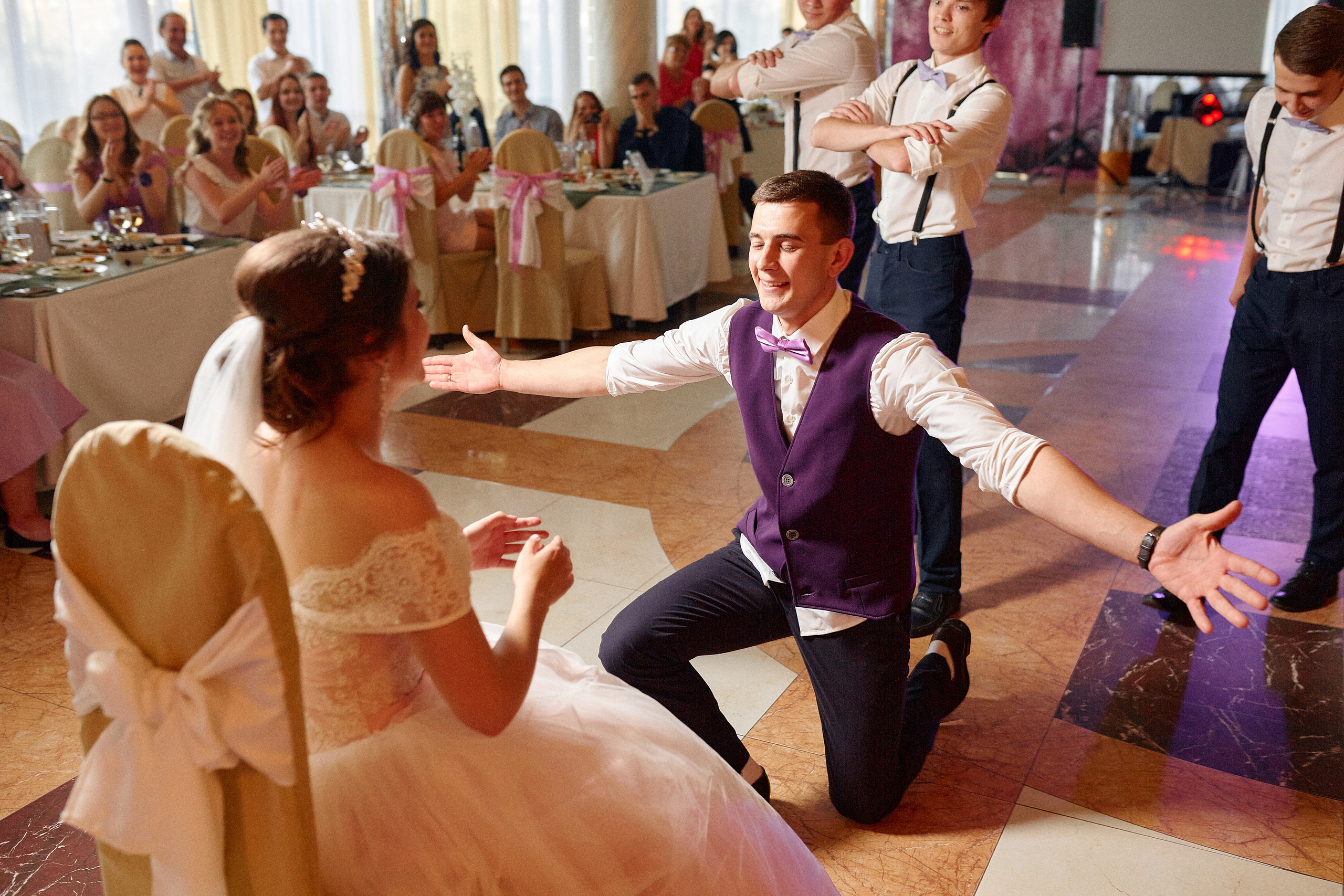 Фотосъёмка свадьбы в Нижнем Новгороде. Свадебный фотограф Антон Артюшин. Работаю в Нижнем Новгороде и Москве