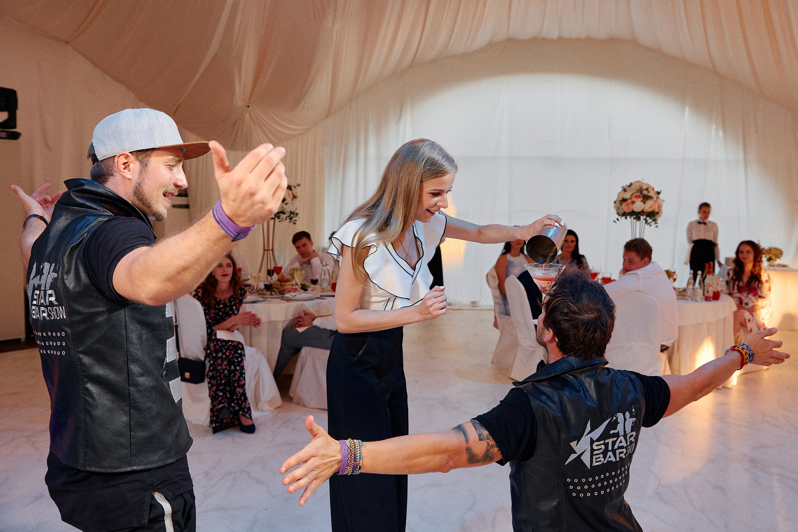 Съёмка летней свадьбы. Свадебный фотограф Антон Артюшин. Работаю в Нижнем Новгороде и Москве