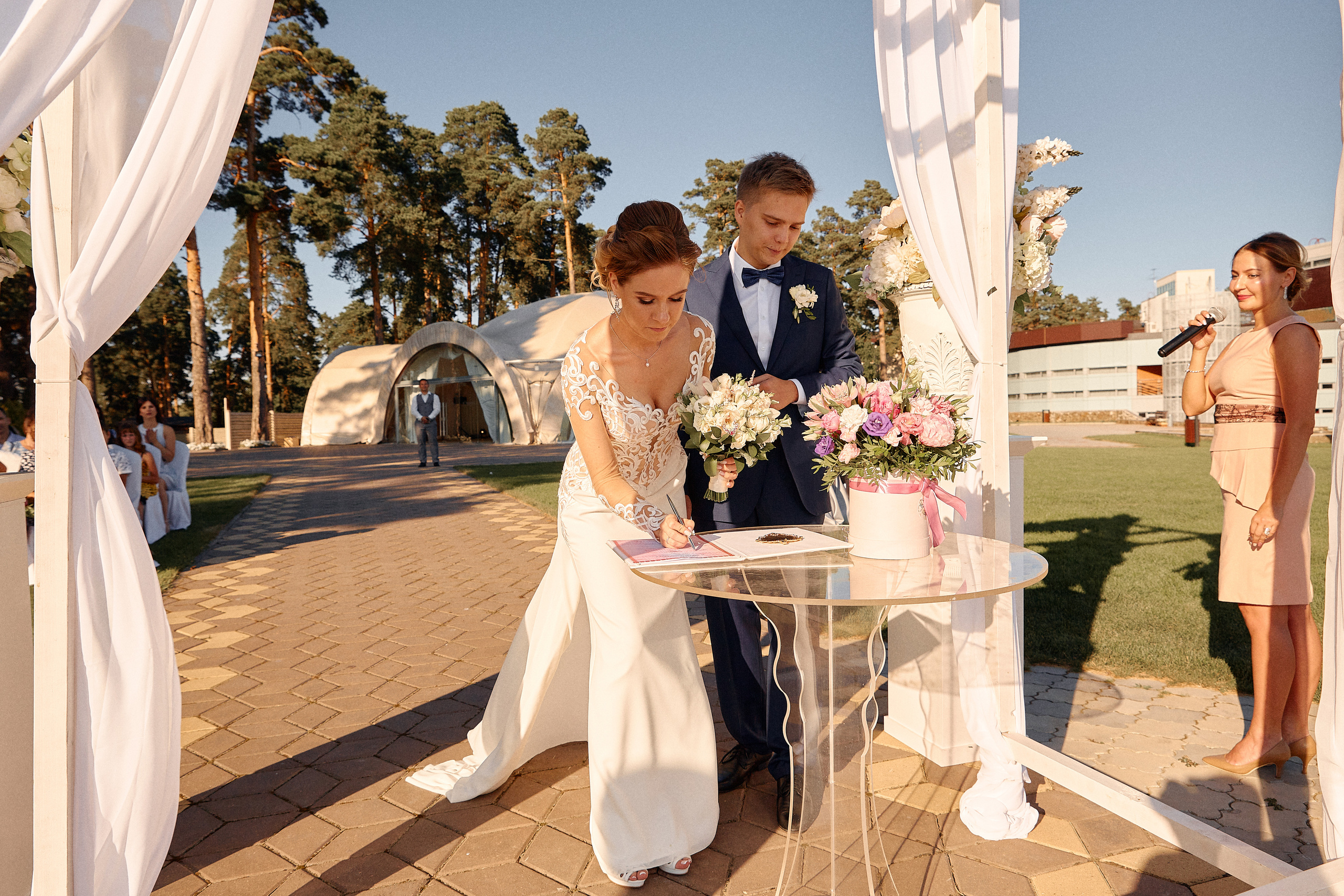 Съёмка летней свадьбы. Свадебный фотограф Антон Артюшин. Работаю в Нижнем Новгороде и Москве