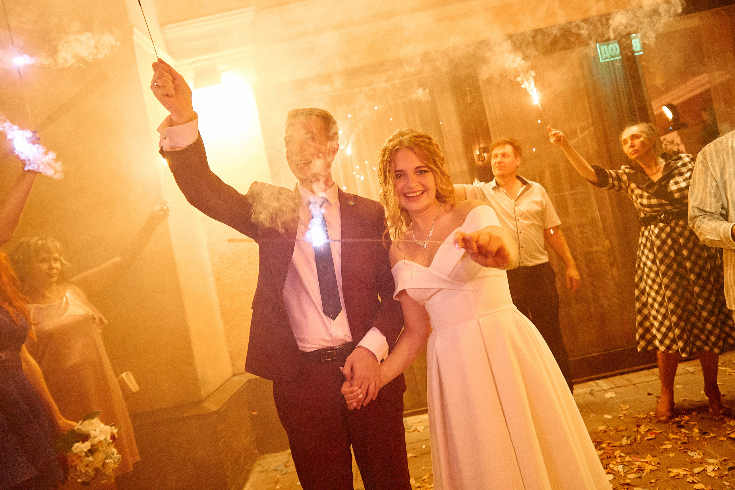 Свадебная съёмка в Нижнем Новгороде. Свадебный фотограф Антон Артюшин. Работаю в Нижнем Новгороде и Москве