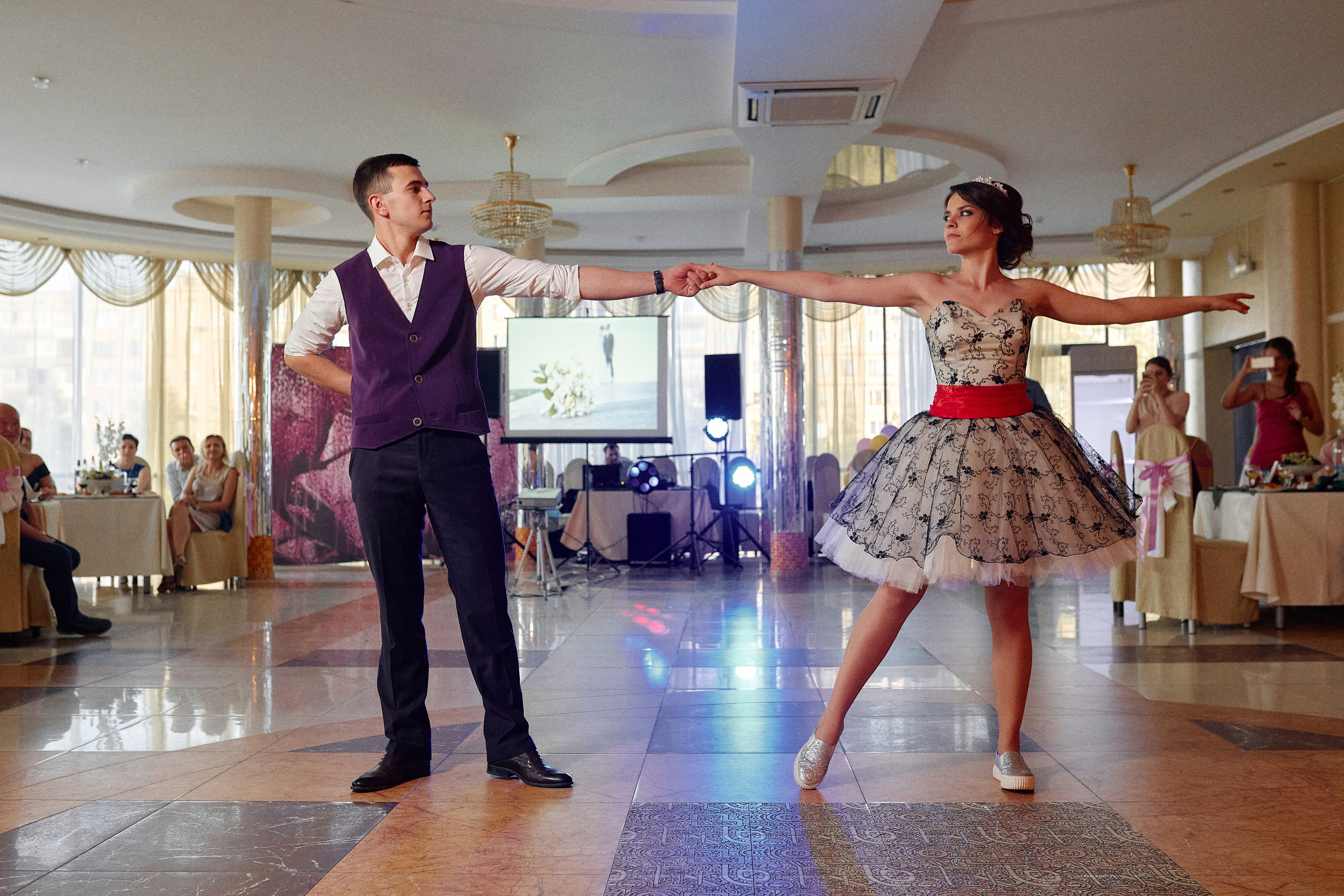 Фотосъёмка свадьбы в Нижнем Новгороде. Свадебный фотограф Антон Артюшин. Работаю в Нижнем Новгороде и Москве