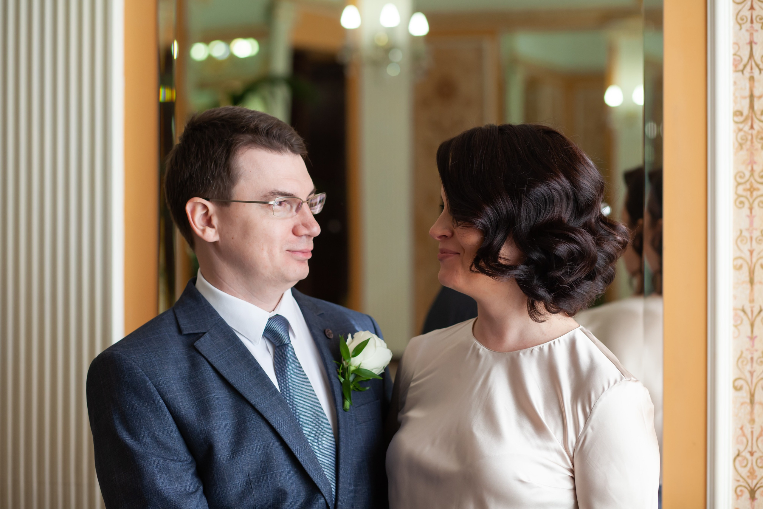 Съемка регистрации в Грибоедовском ЗАГСе. Фотографы в Москве Светлана Устинова и Сергей Грачев