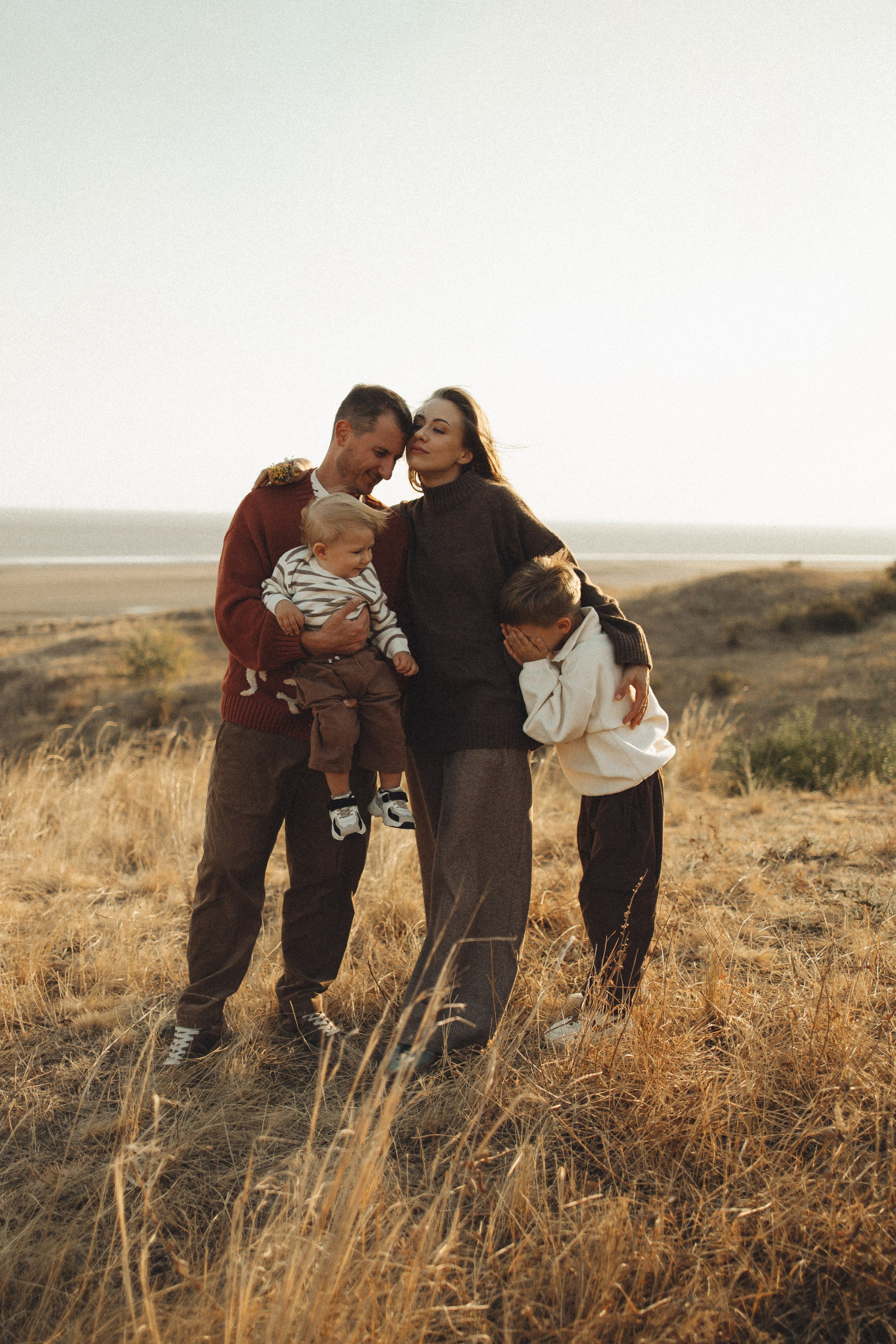 Семейная история, закат в Мержаново. Семейный и детский фотограф, таганрог, ростов-на-дону