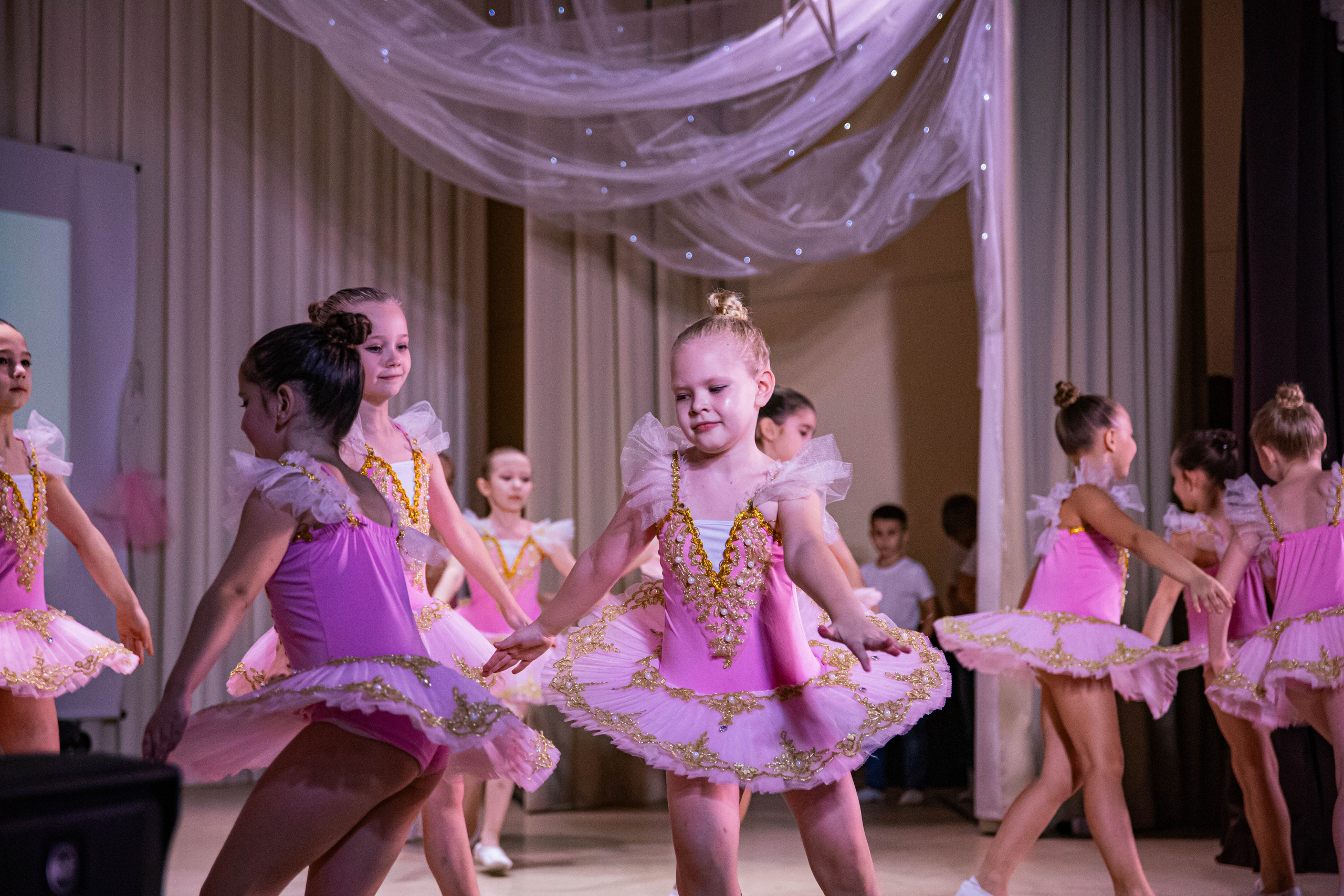 «Конфетти» Юбилейный концерт «Твори Добро». Фотограф Дарья Маташкова