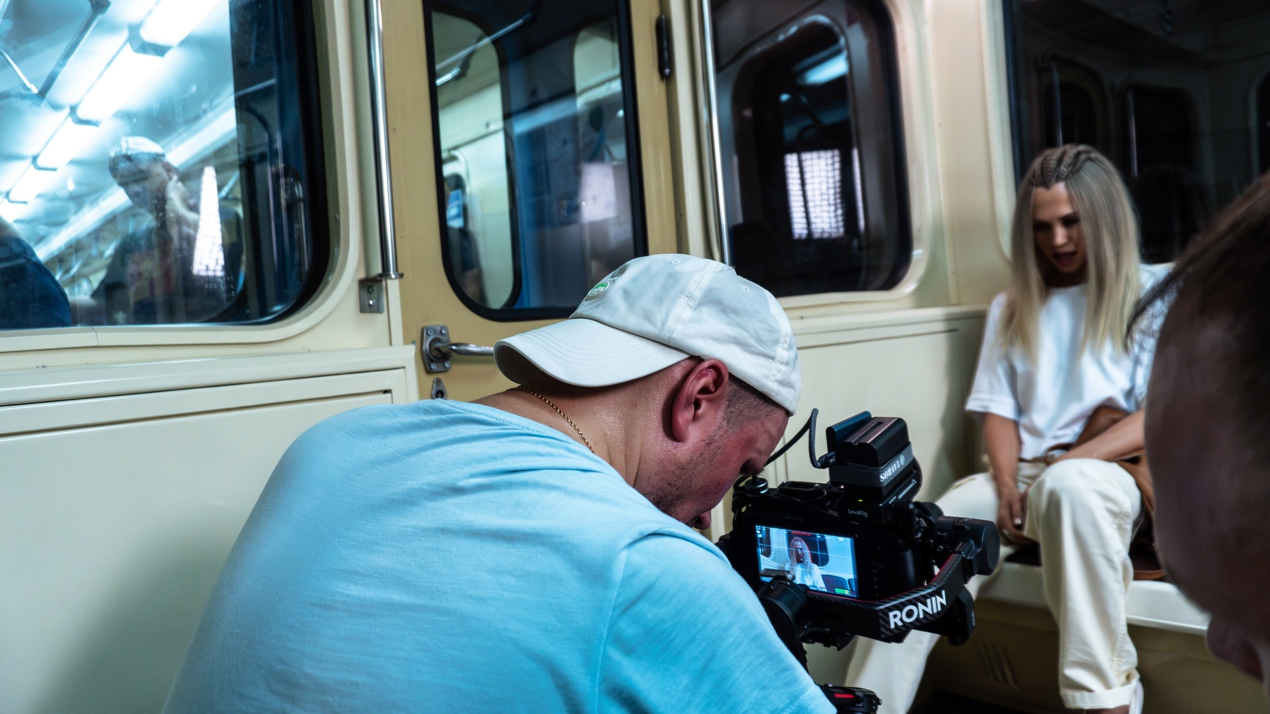 Фотосессия в метро, съемки клипа в Новосибирске