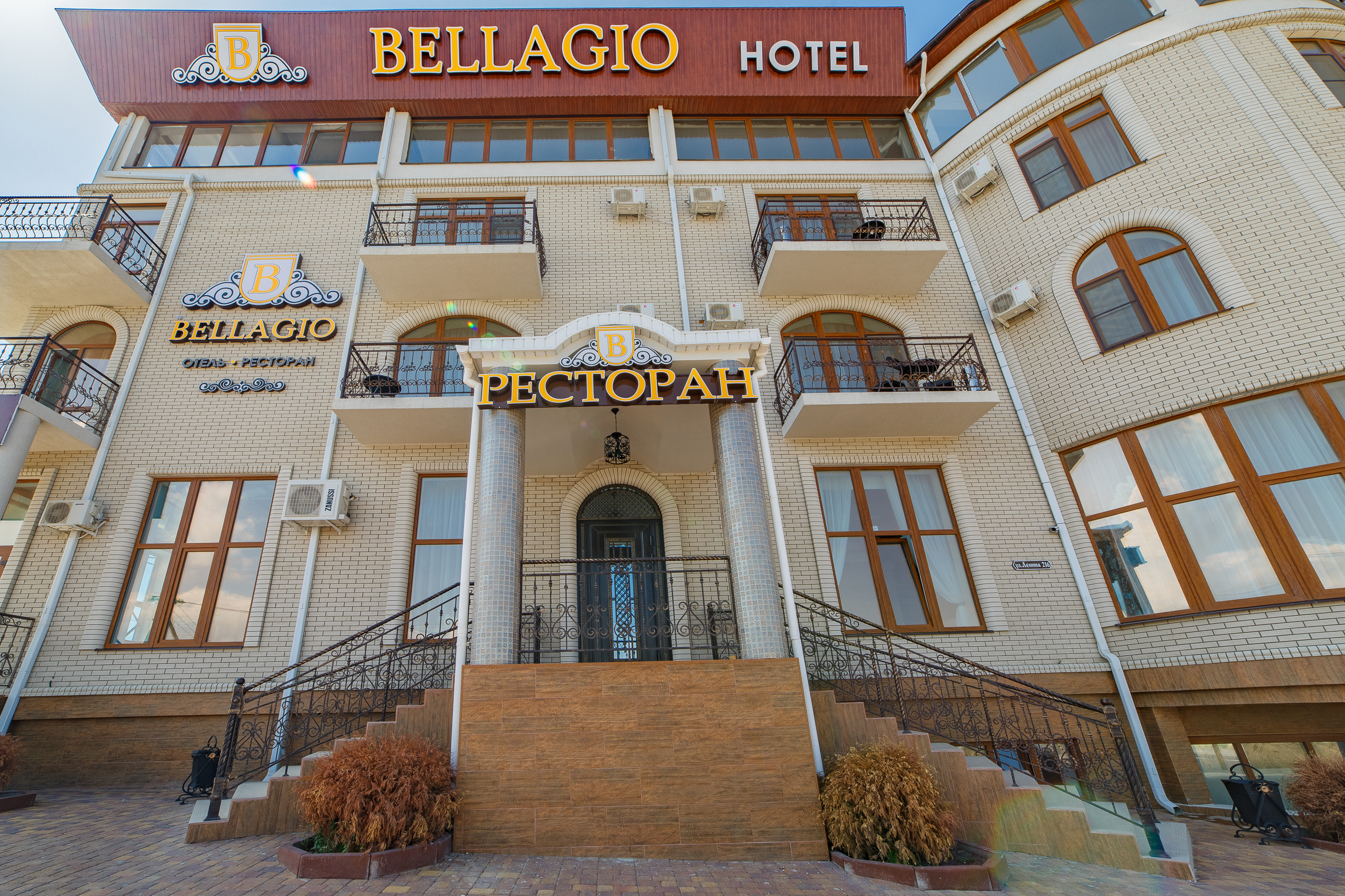 Renatphoto-Топовый фотограф по интерьерной фотосъёмке в г. Анапа. Профессиональная фотосъёмка интерьеров, предметная фотосессия еды для меню г. Анапа