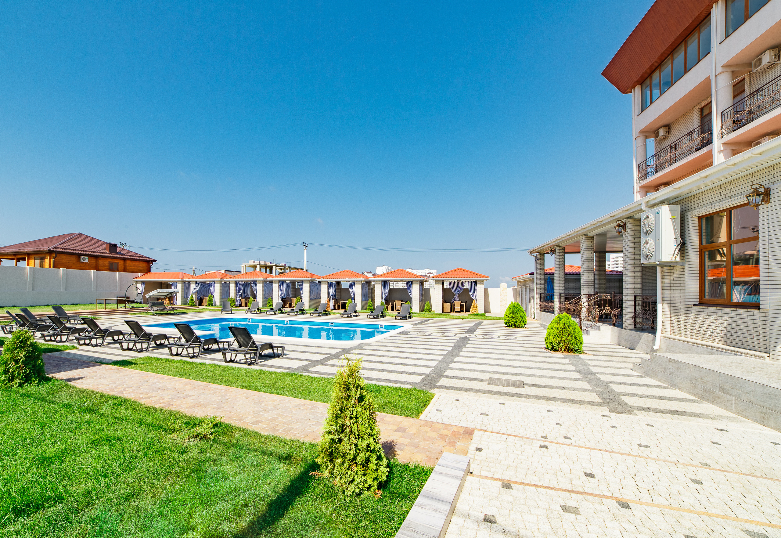 Renatphoto-Топовый фотограф по интерьерной фотосъёмке в г. Анапа. Профессиональная фотосъёмка интерьеров, предметная фотосессия еды для меню г. Анапа