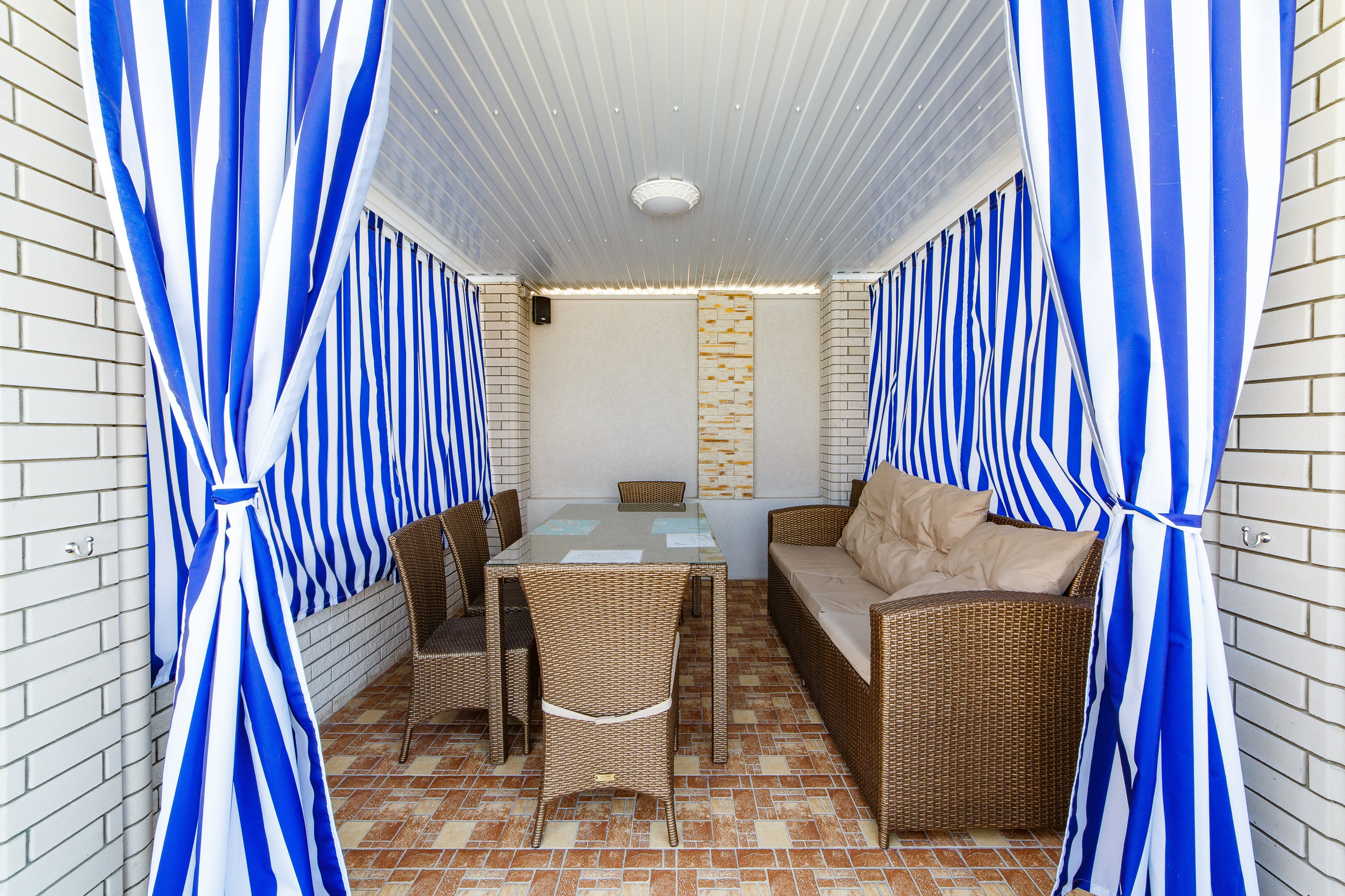 Renatphoto-Топовый фотограф по интерьерной фотосъёмке в г. Анапа. Профессиональная фотосъёмка интерьеров, предметная фотосессия еды для меню г. Анапа