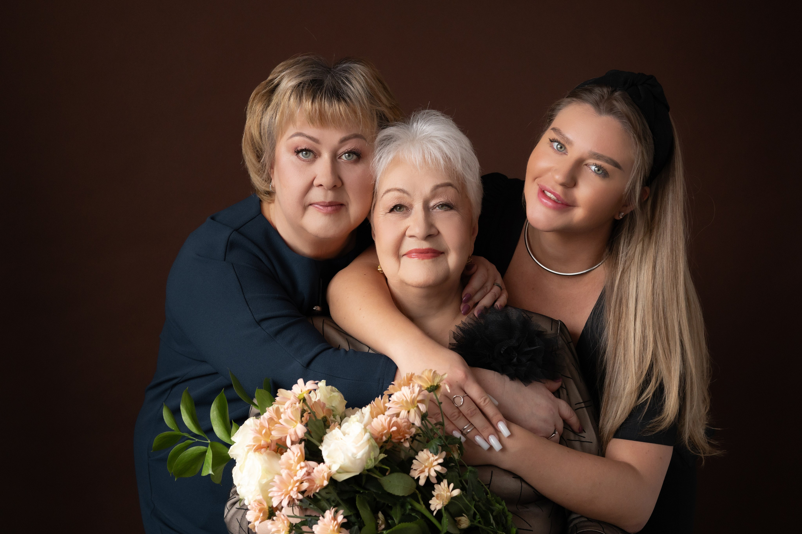 Family story. Фотограф Julia Milton | Портреты, съемки для маркетплейсов, лавстори, съёмка беременности в Санкт-Петербурге. Обучение фотографии в Спб очно