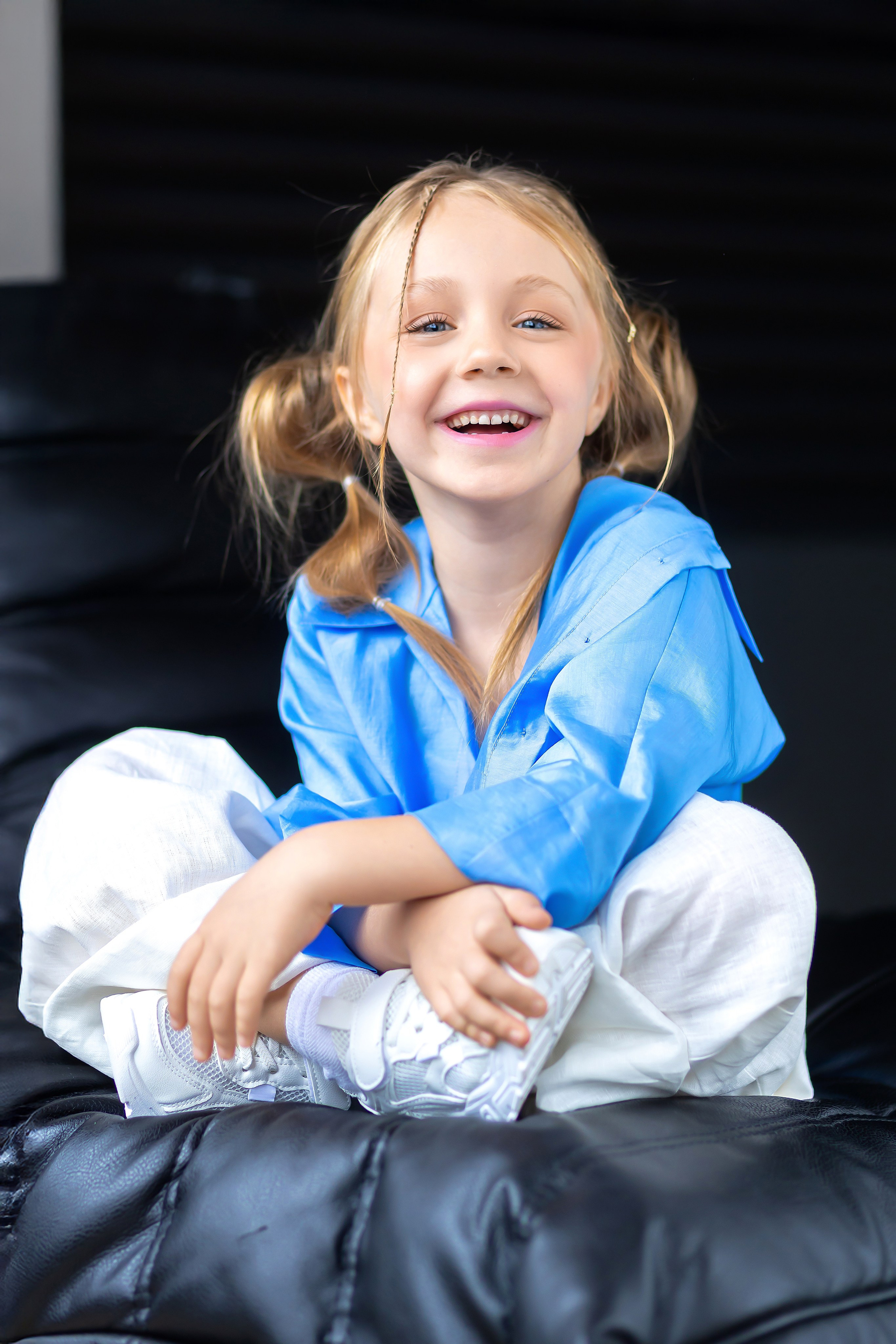 Алиса. «Лаборатория Фотофей» — Виктория Балмош и Юлия Мун. Екатеринбург