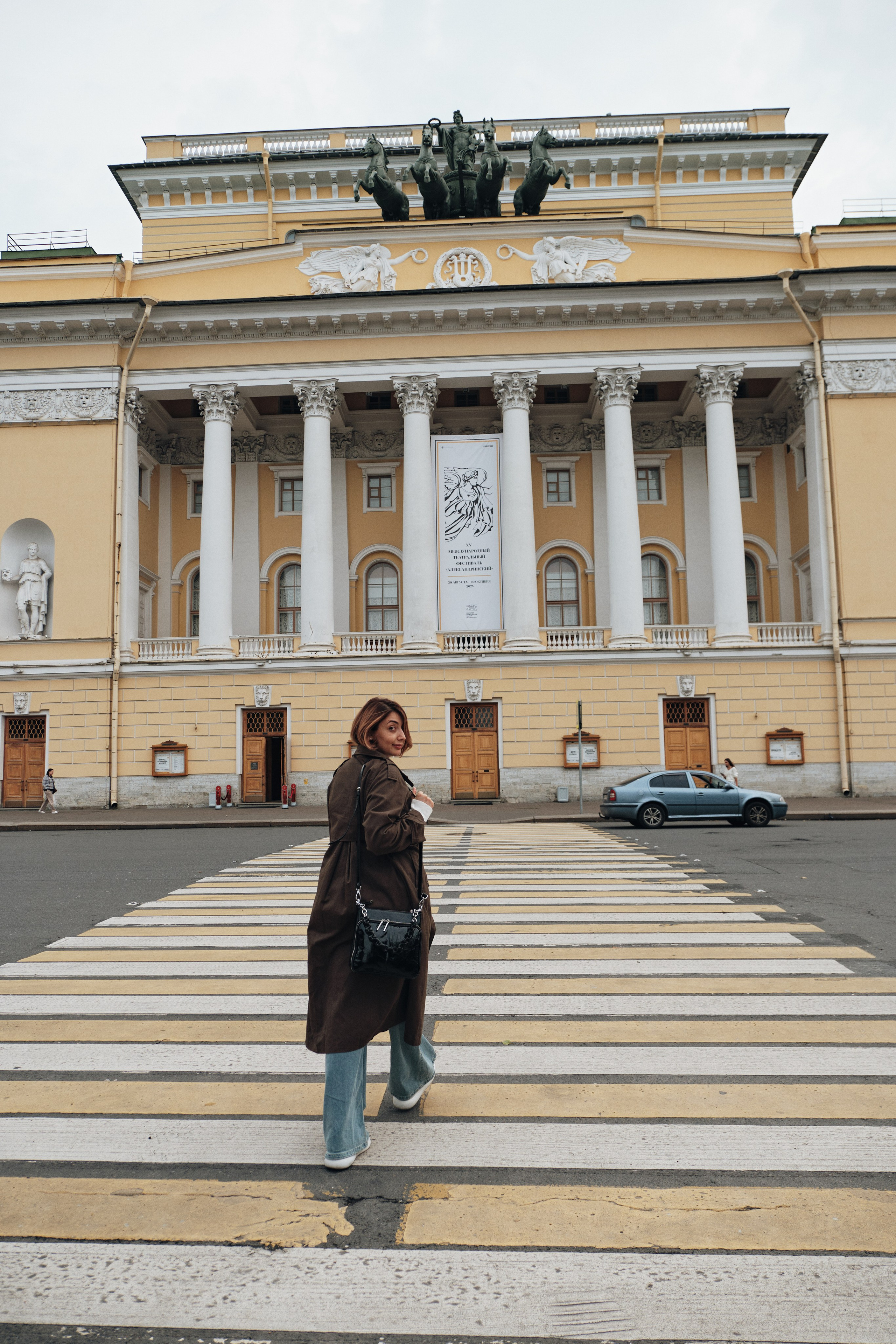 Фотосессия на улице в СПб, фотопрогулка по СПб. Семейные и свадебные фотосессии в СПб, в студии, на улице, на природе
