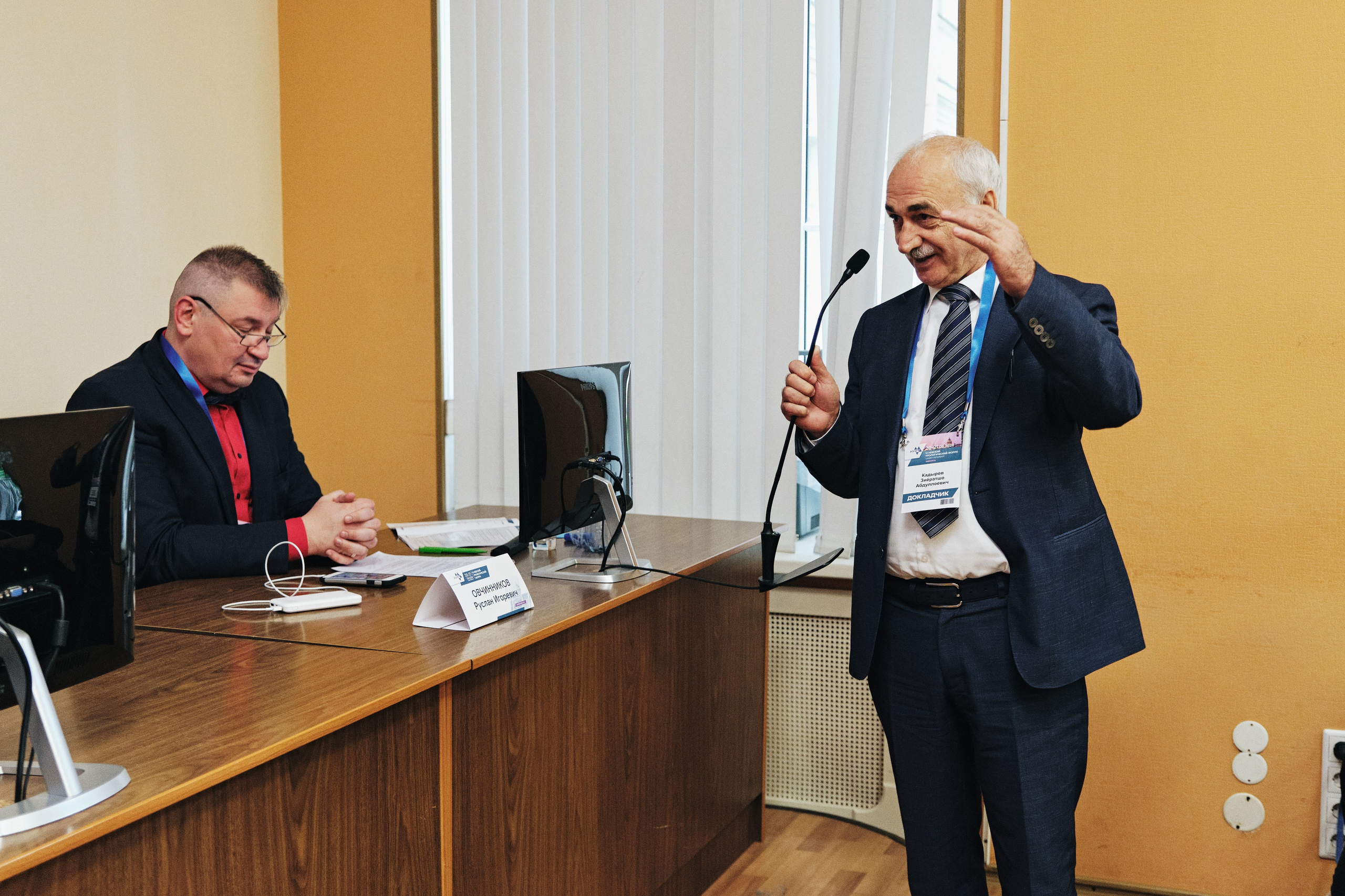 Репортажная фотосъемка Невского урологического форума в Санкт-Петербурге. Семейные и свадебные фотосессии в СПб, в студии, на улице, на природе