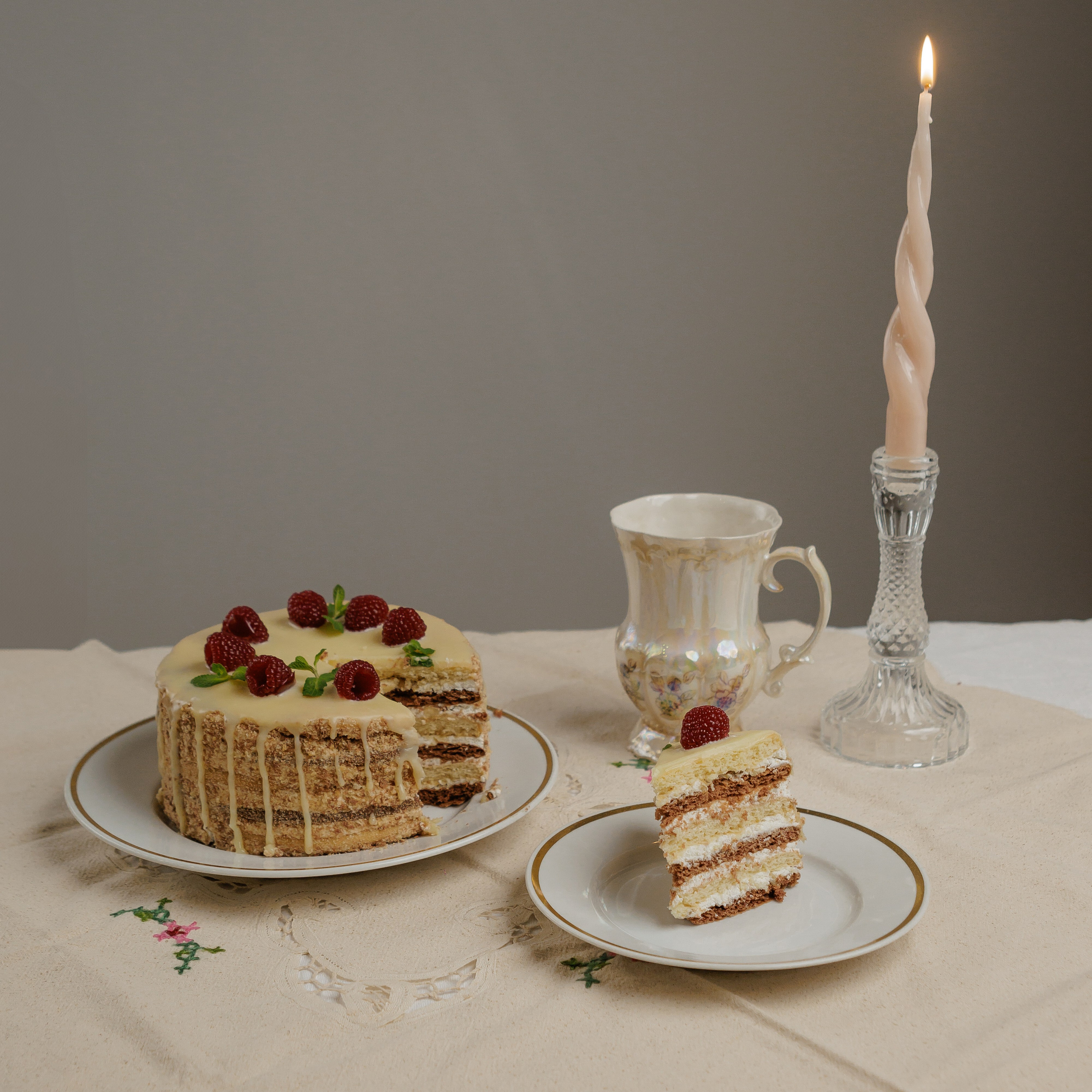 «Хрустящие страницы». Фото и видео контент за одну съемку — Веретенников Егор