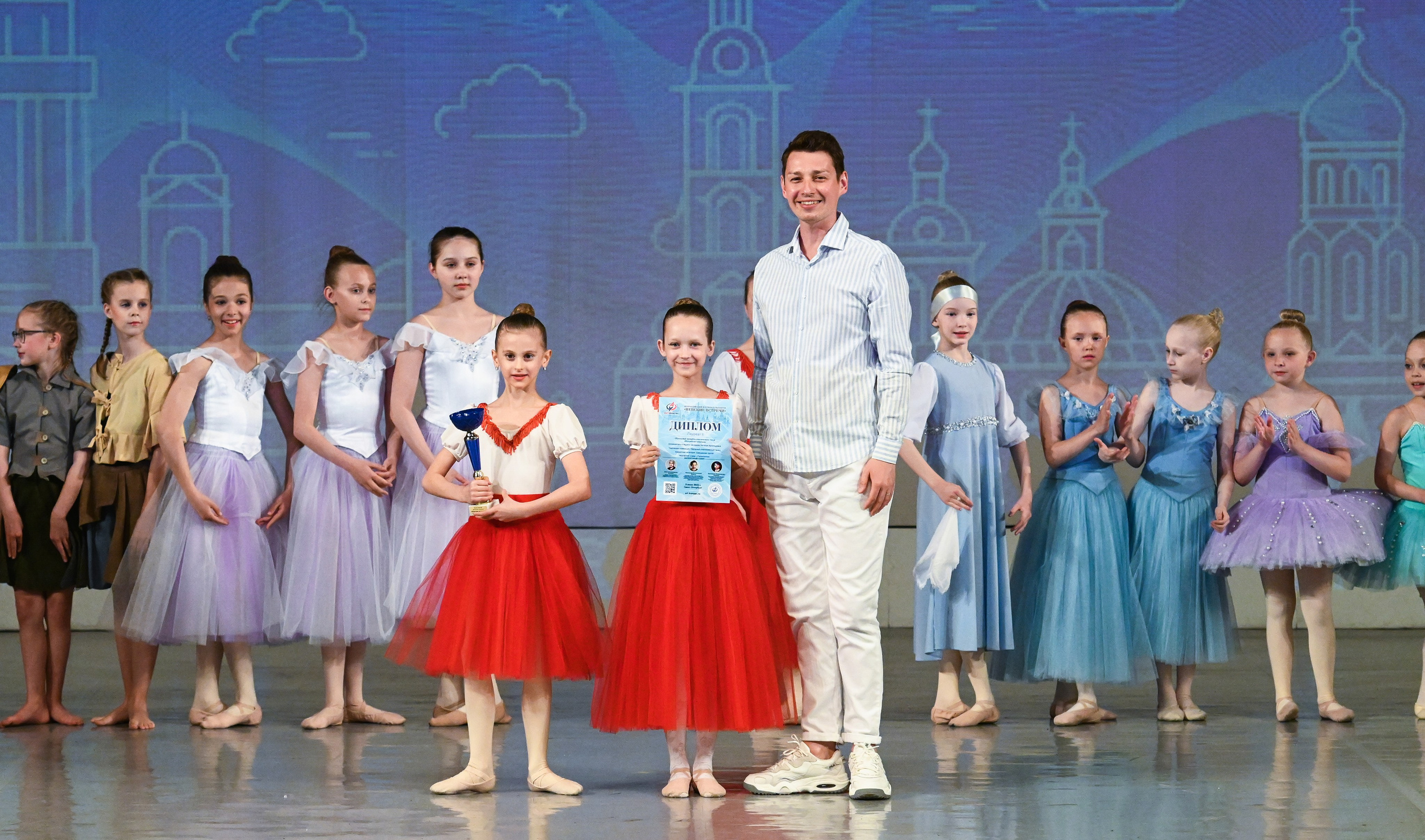 02.06.2025 «АртКомпас» Всероссийский фестиваль талантов «Невские встречи» г. Санкт-Петербург. Медиастудия Фото Концепт