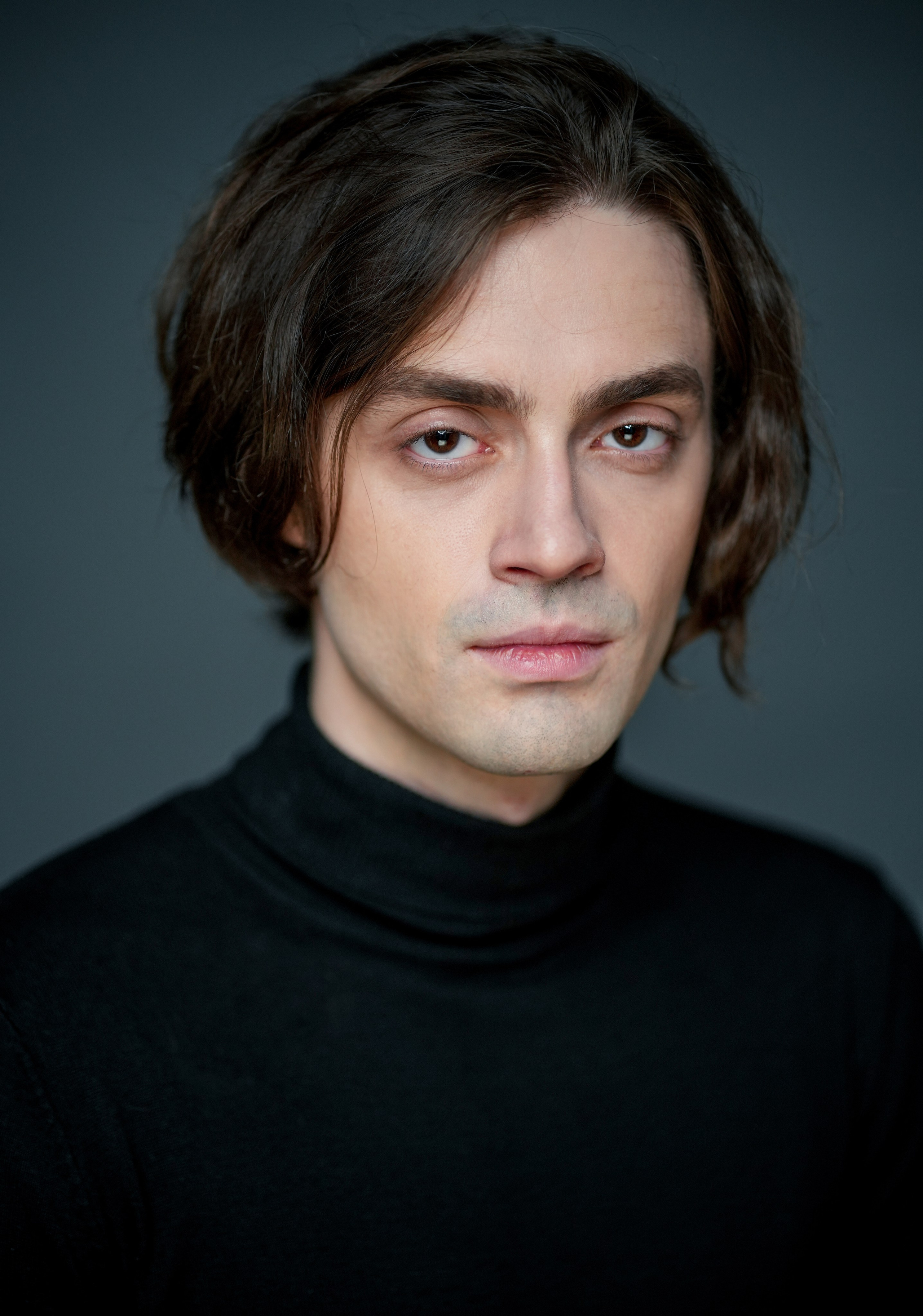 Актёр Всеволод Волнов. Портретная съемка в Москве, студийный фотограф Игорь Фомин