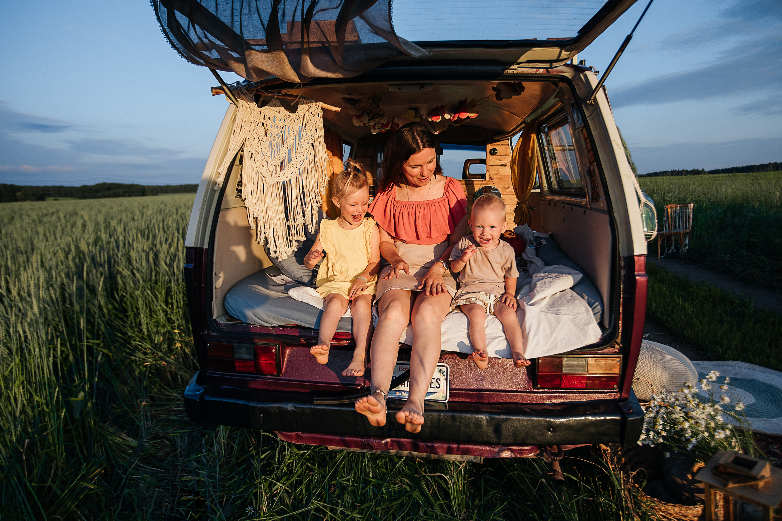 Майя и ребятишки. Фотограф Сочи, Екатеринбург, Евгения Ефимова