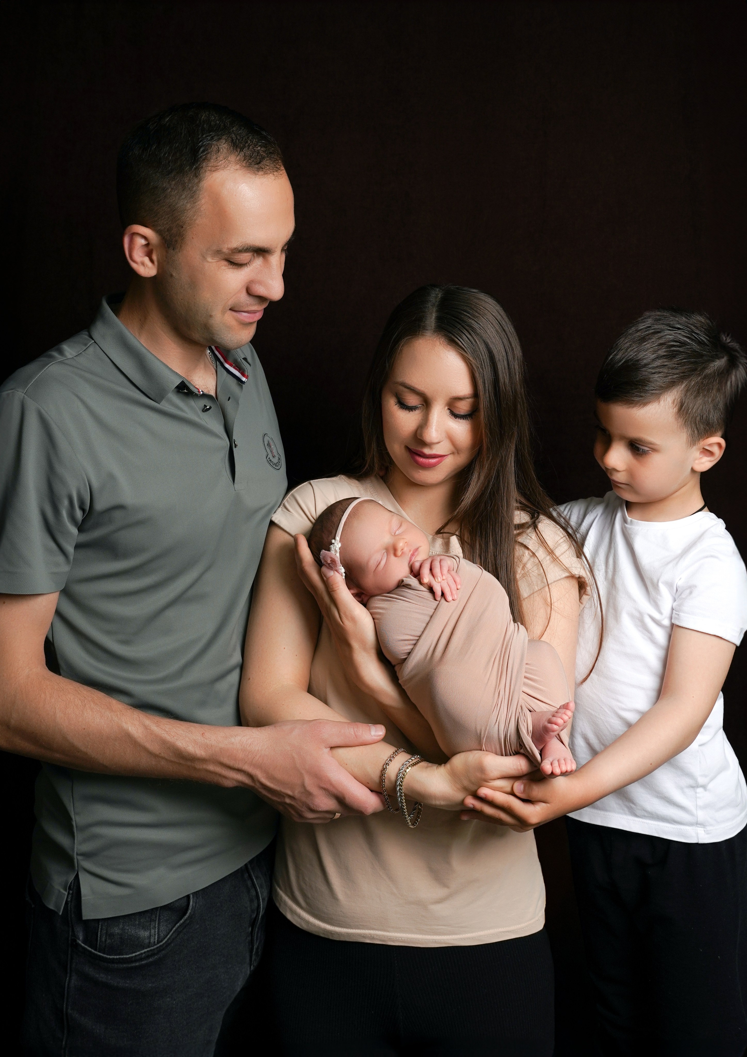 Фотосессия новорожденного (newborn). Фотограф новорожденных, детей до года и беременных в Симферополе