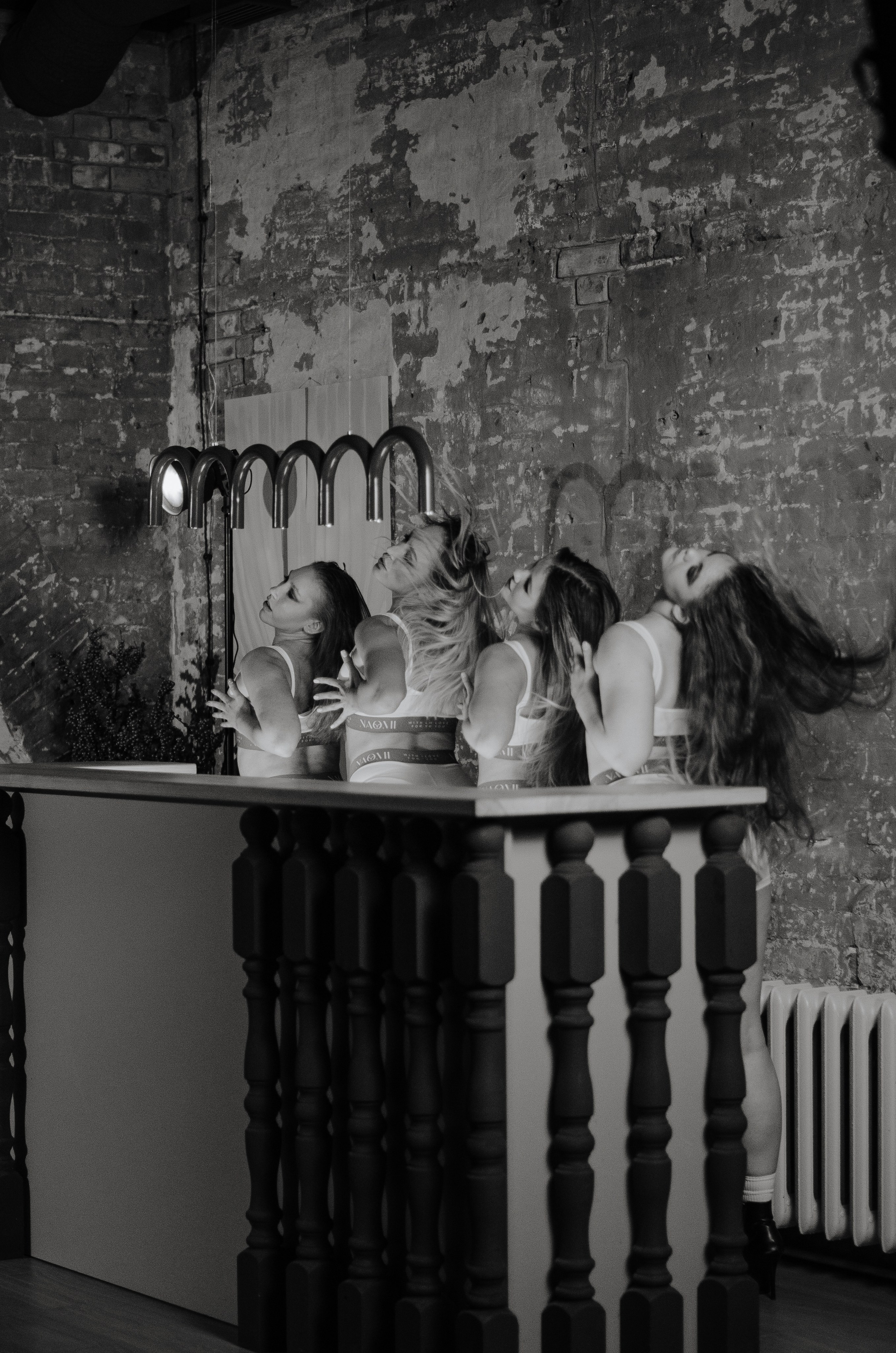 Фото-подглядки с видеосъемки танцевальной команды «Secret». Денисова Аля — фотограф для парных съемок и индивидуальных историй в Барнауле