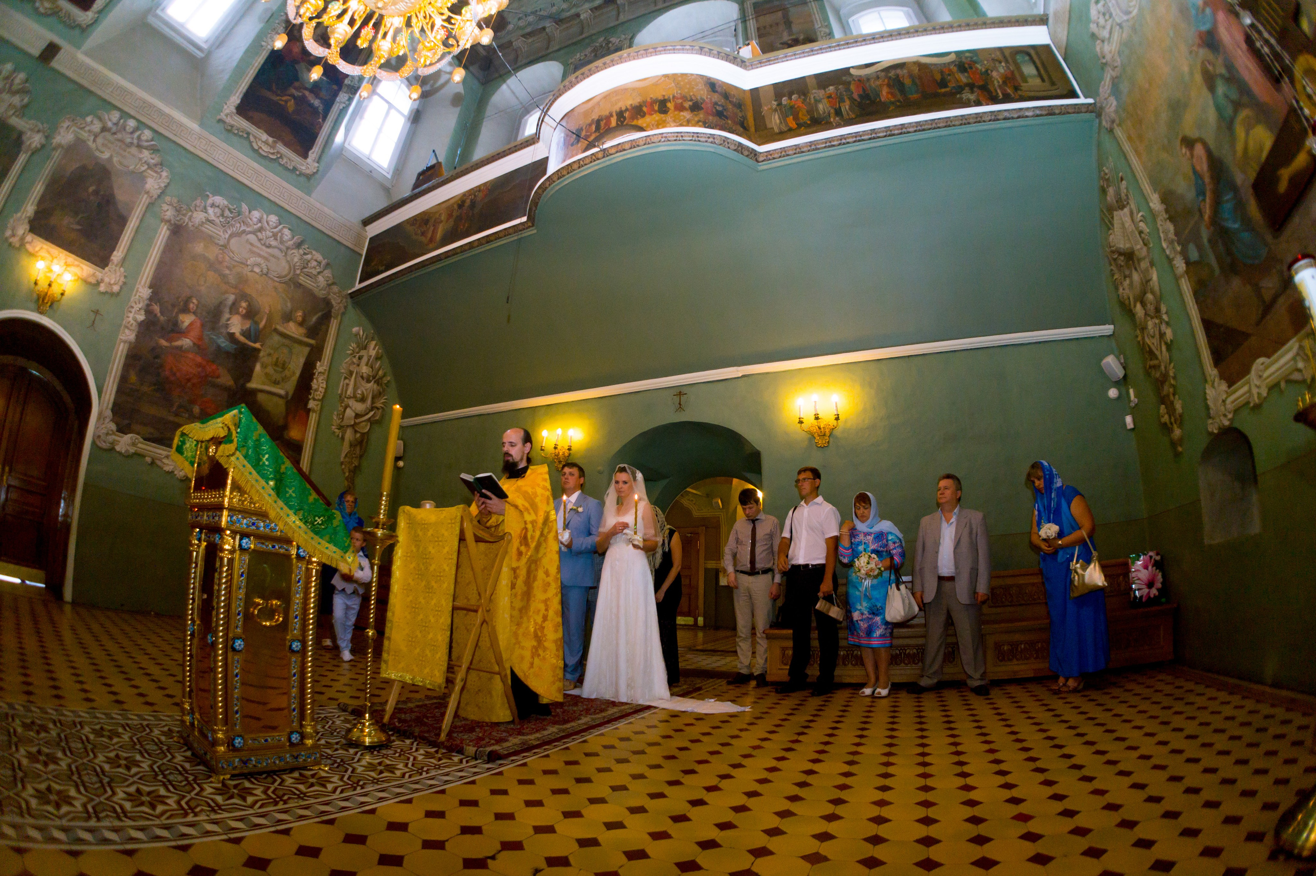 Венчание. Свадебный фотограф и видеооператор Андрей Любовинин