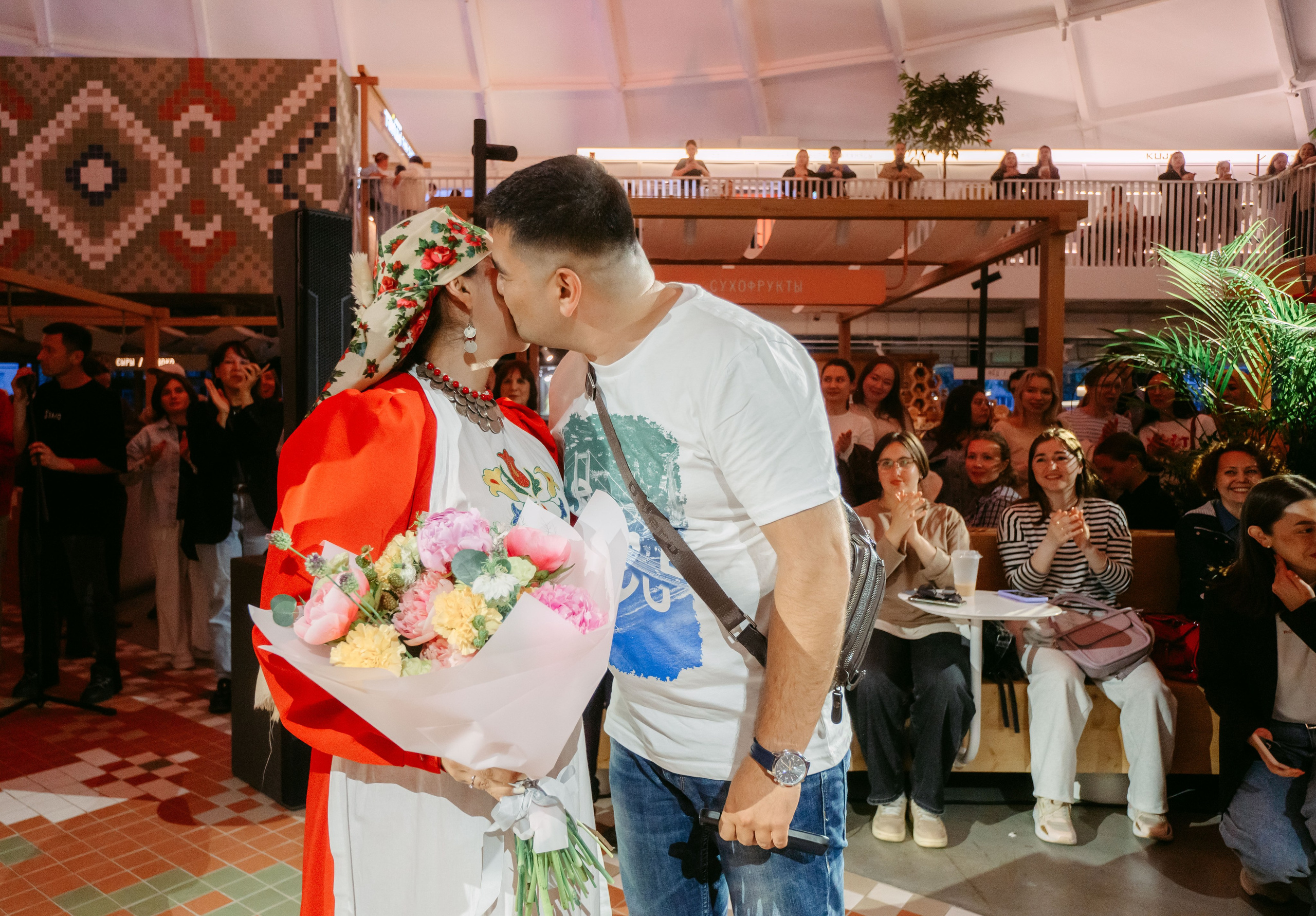 Московский рынок. Солнцестояние / 2025. Саша Копылов, фотограф в Казани