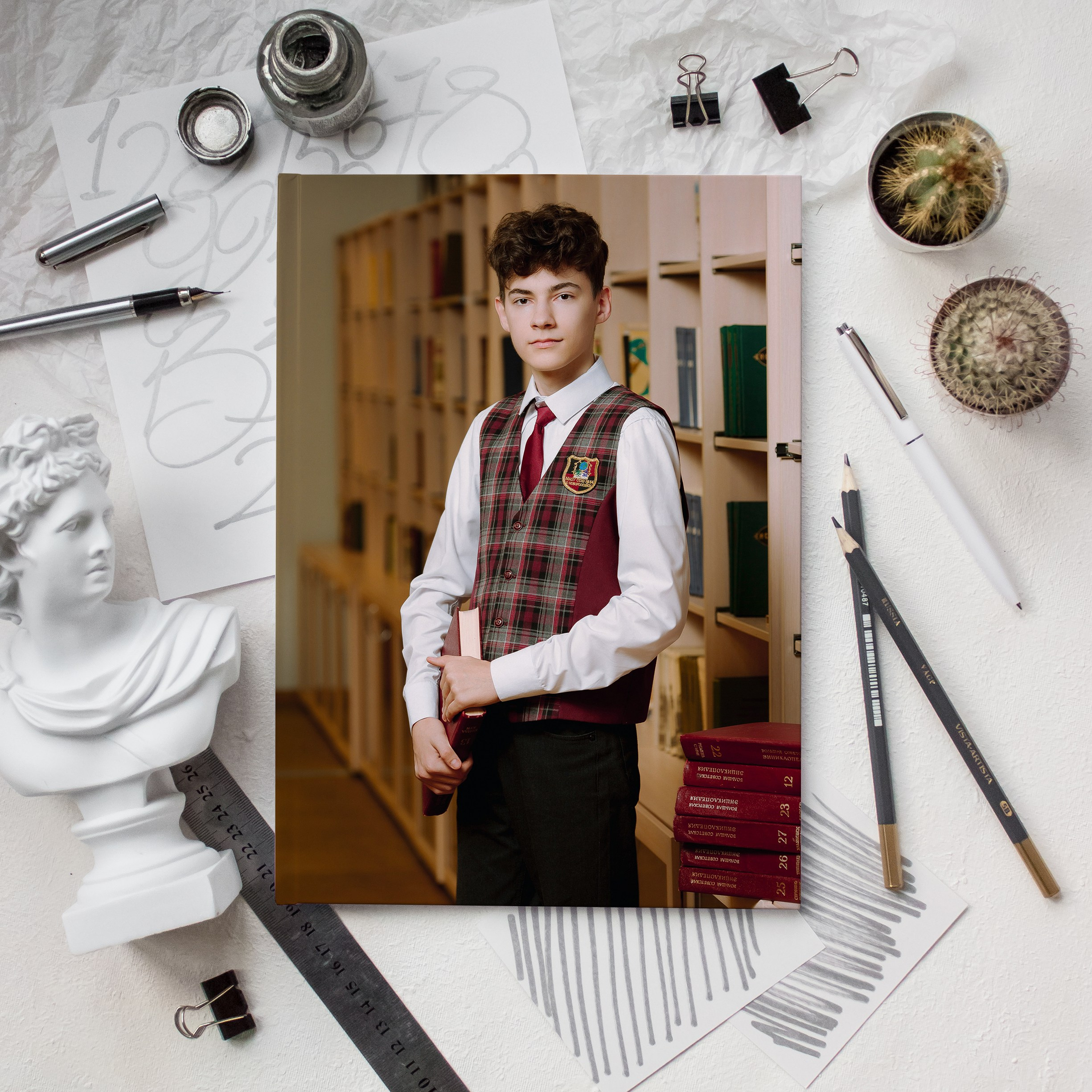 Книга 6 страниц старшая школа. Выпускные альбомы Натальи Бутко: Новороссийск, Анапа, Геленджик