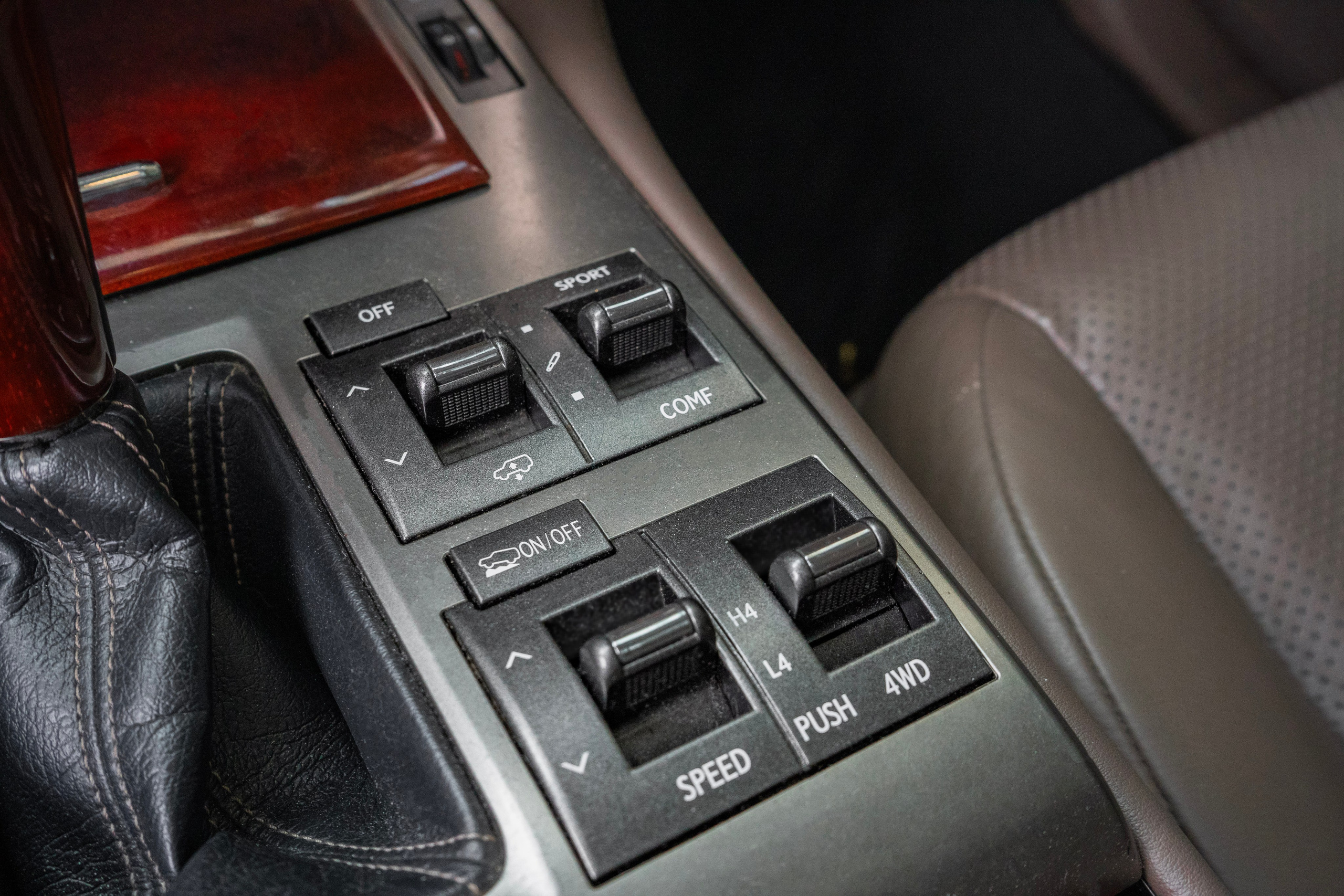 Lexus GX460. Автомобильный фотограф Ногинск Денис Городок