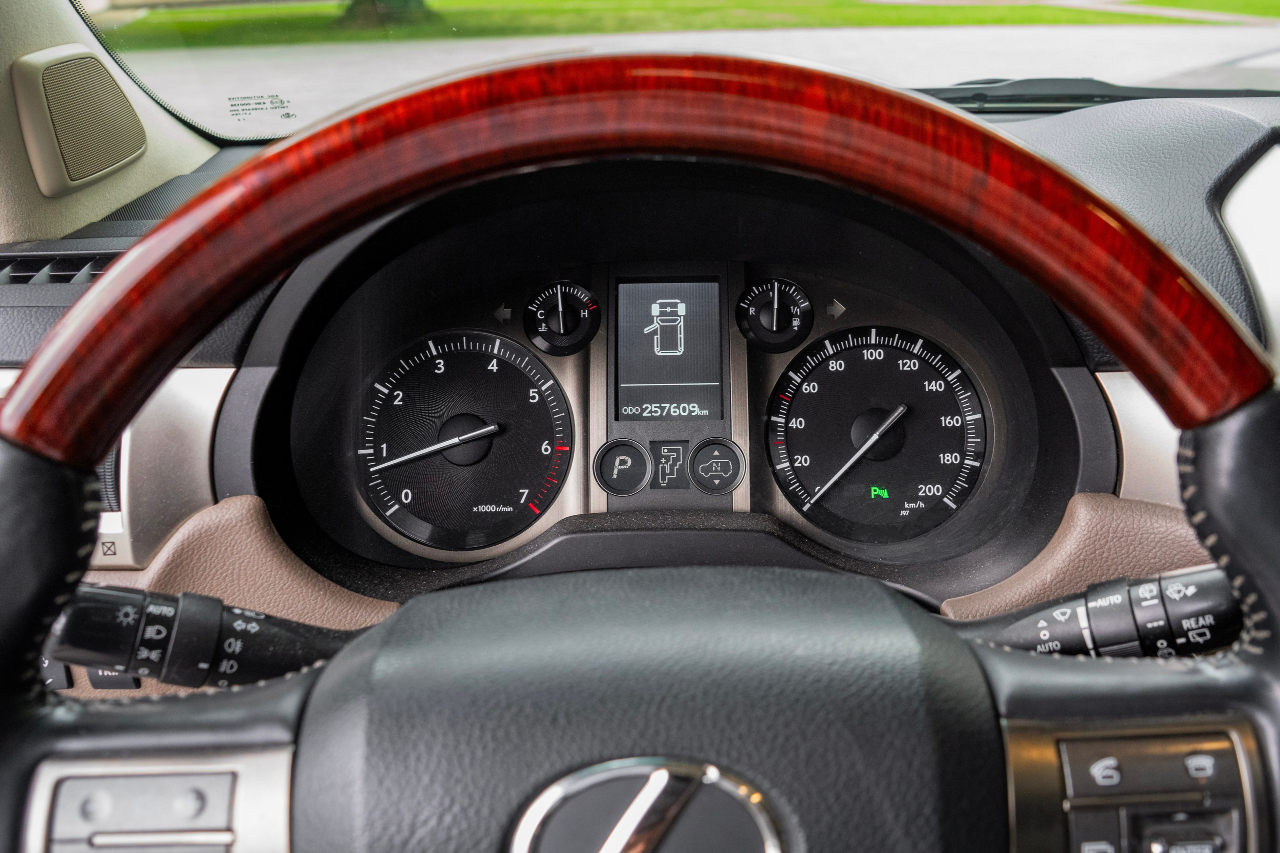 Lexus GX460. Автомобильный фотограф Ногинск Денис Городок