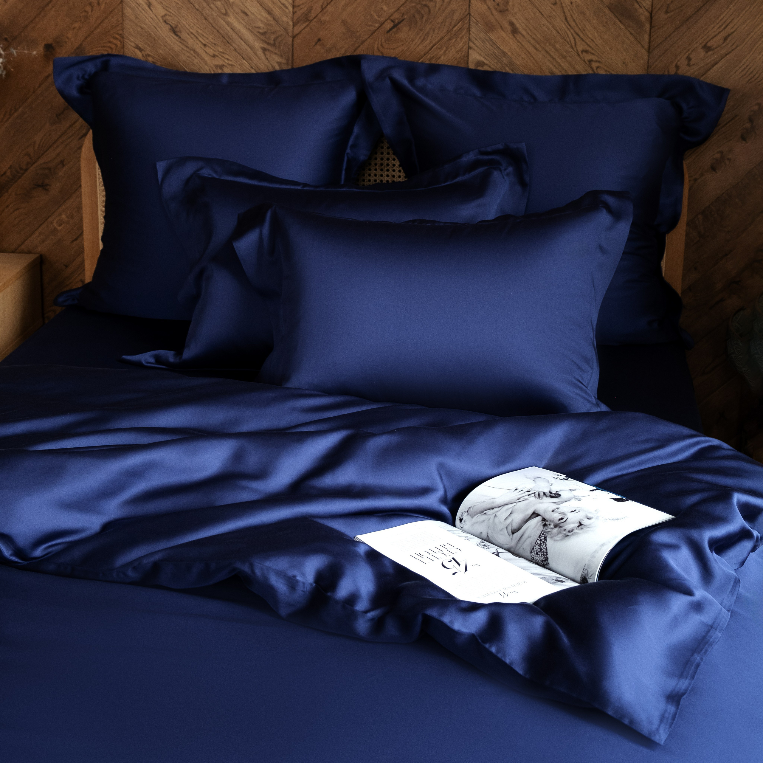 Постельное белье. Кристина — портретный фотограф