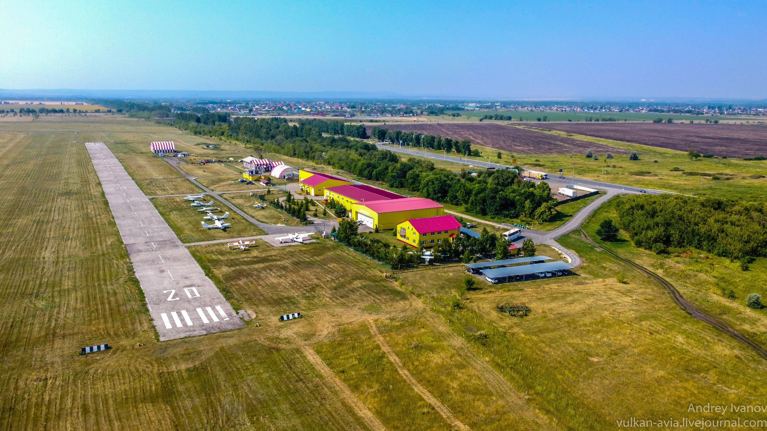 Амдерма — наука (2020 г.). Фотоальбом показывающий увлекательный мир авиации и мир медведей Андрея Иванова