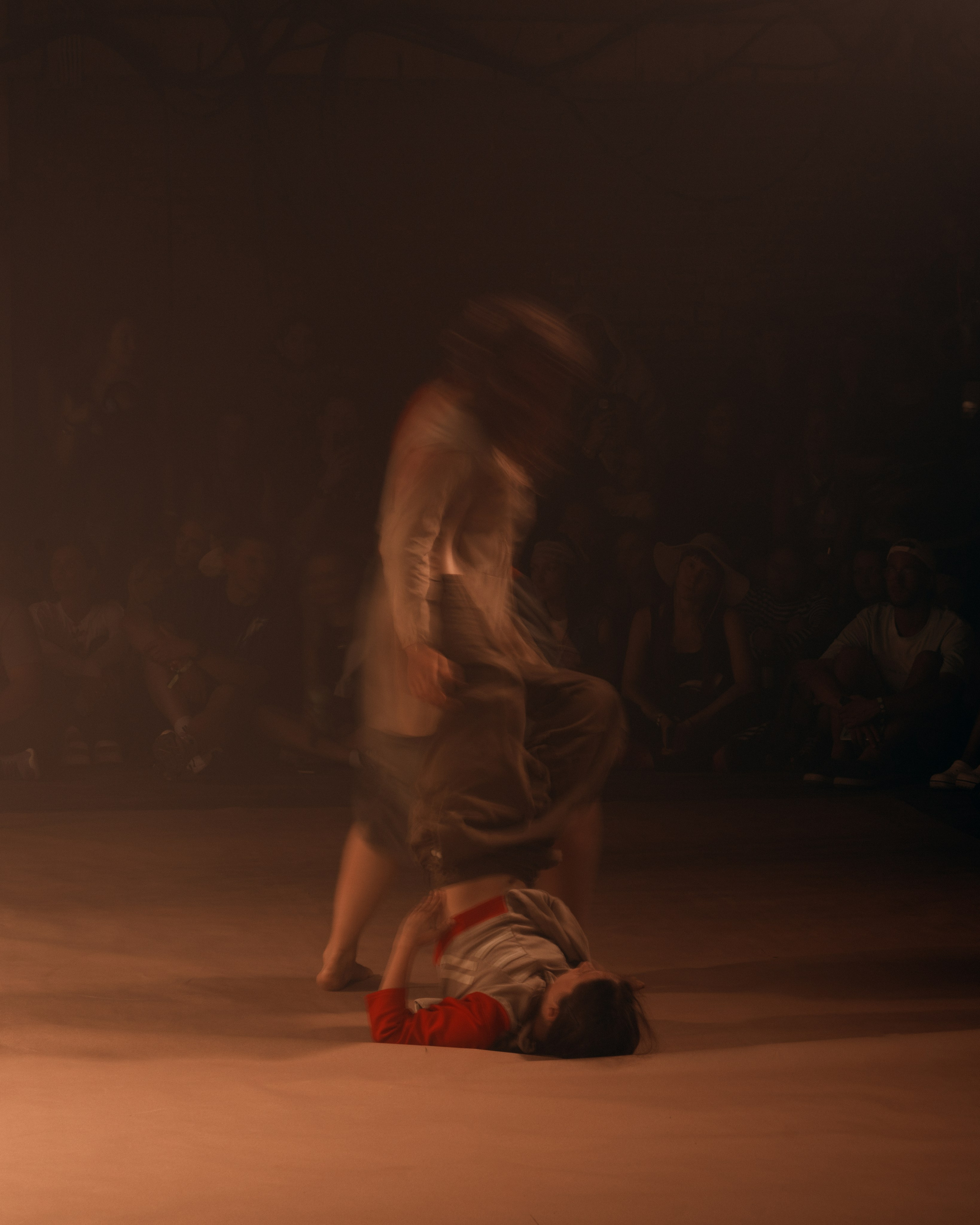 Outline 2024. @tomrus: Рустам Шагиморданов — фотограф