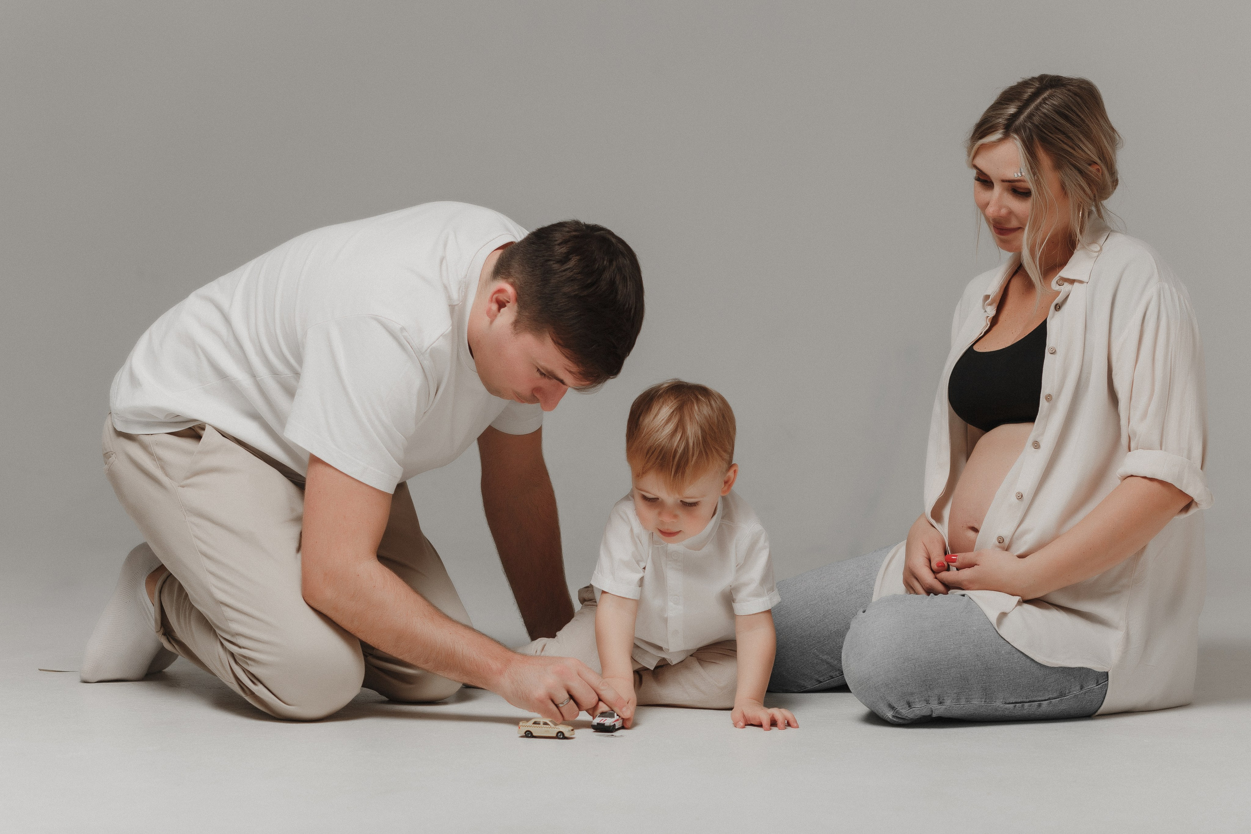 Вова, Катя и Илья в уникальной атмосфере фотостудии Таганрога. Свадебный и семейный фотограф в Таганроге Бакарюк Антон