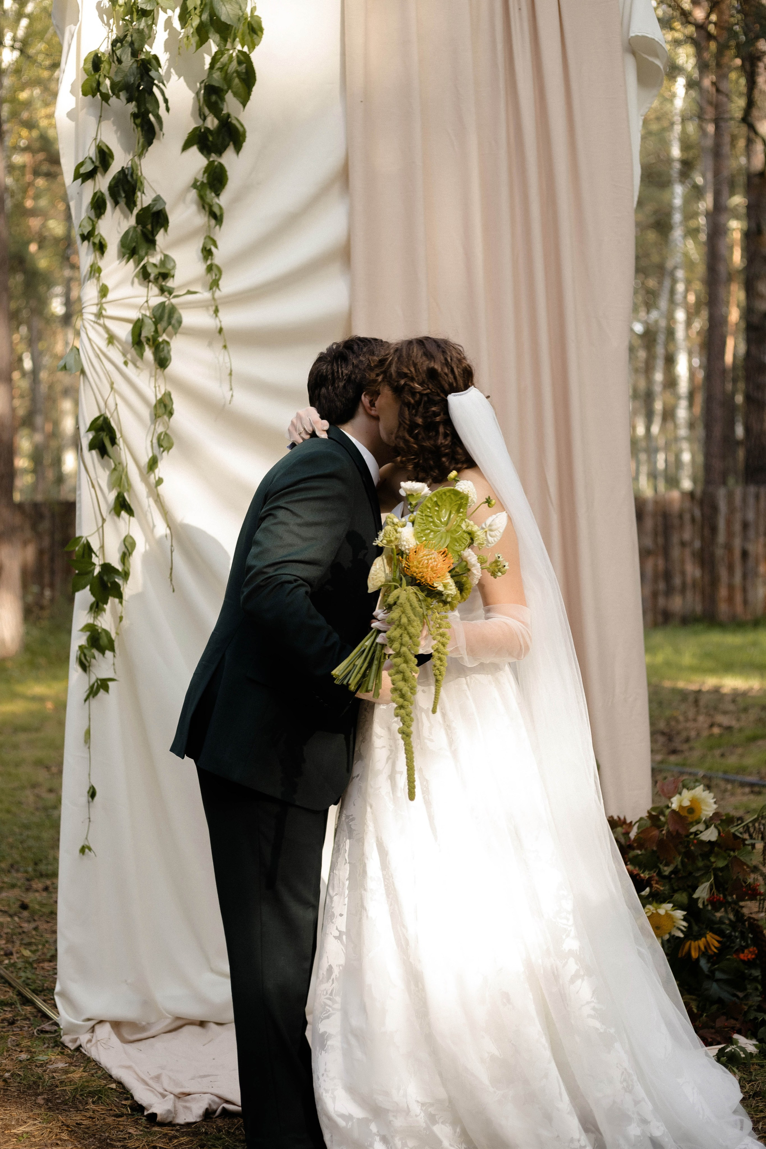 Железобетонно. Свадебный фотограф видеограф Новосибирск Кемерово Калининград