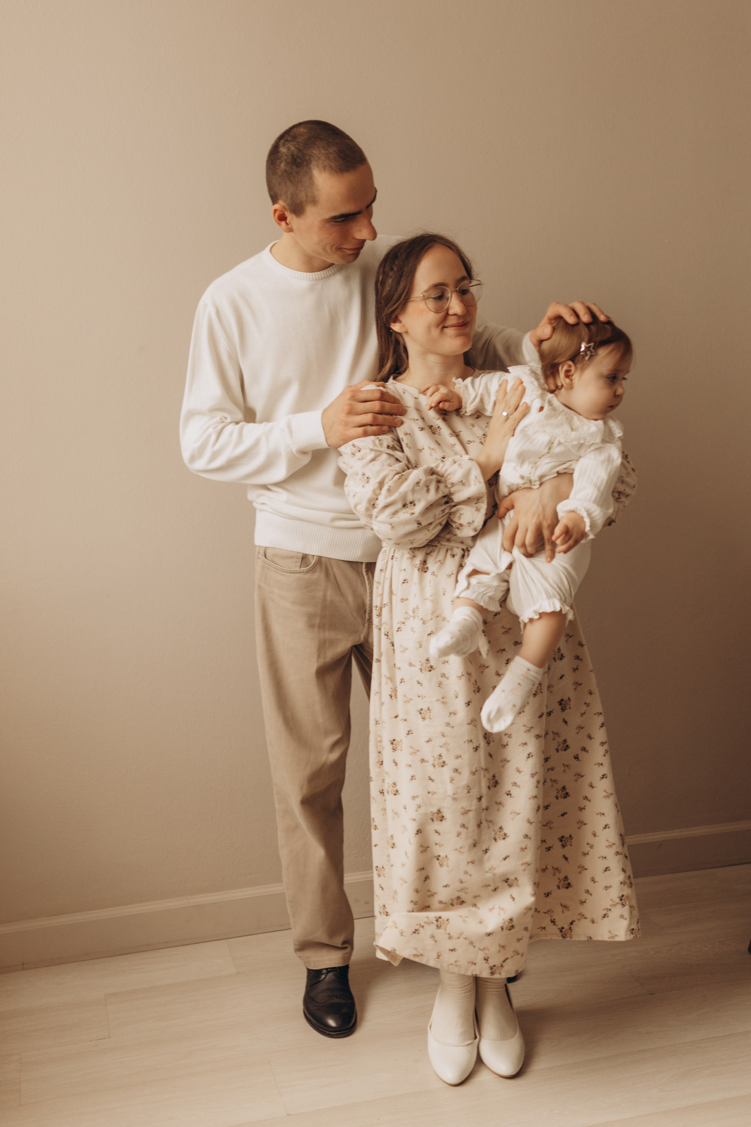 Фотосессия дружная семья. Съёмка в студии. Фотограф в Ставрополе Svetlana Matveeva