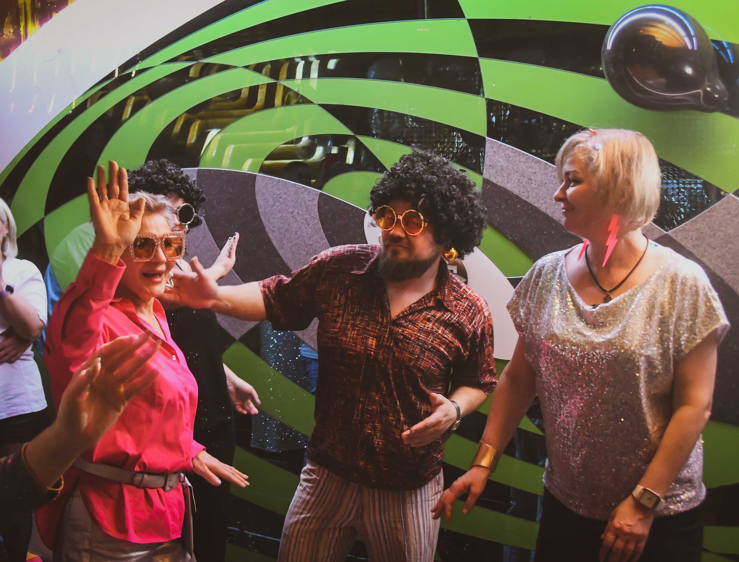 Свидетели дискотеки 80х. Репортажный и детский фотограф в Новосибирске