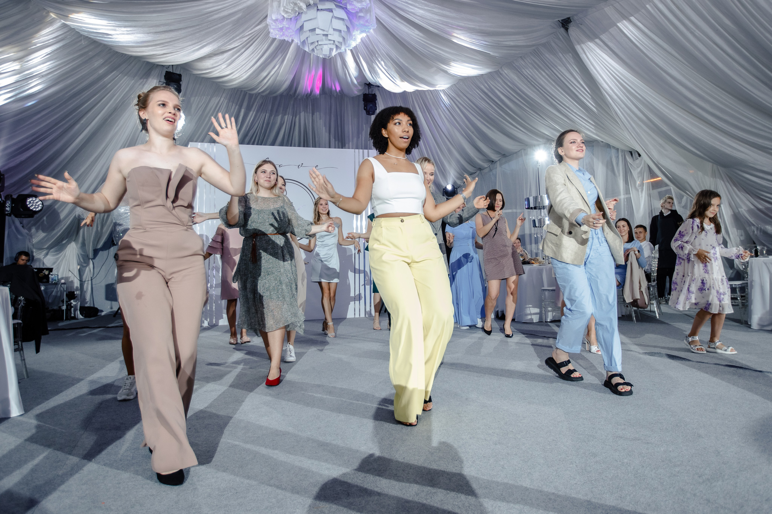 Алёна и Кирилл. Полный свадебный день. Свадебный фотограф Москва КМВ Марина Комиссарова