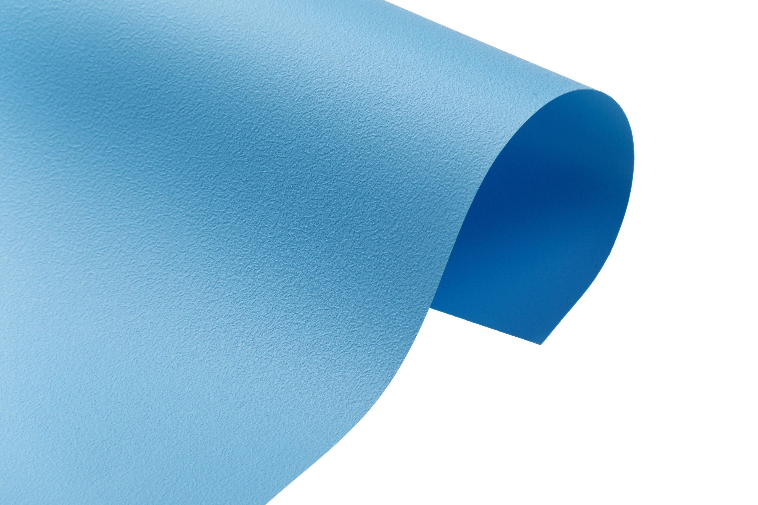 На белом для маркетплейсов и каталогов. Предметный фотограф Александр Трузян