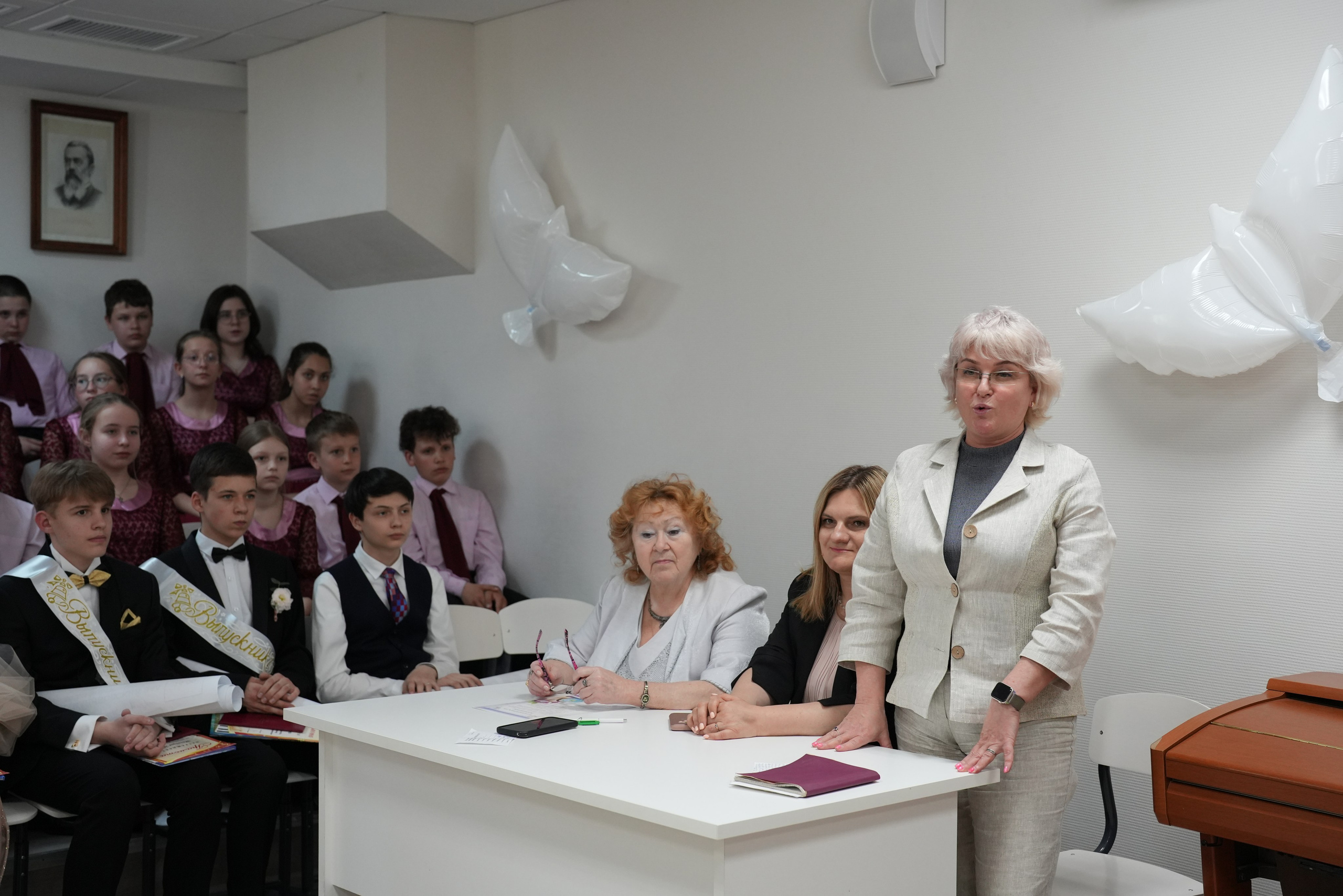 Выпускной в музыкально-хоровой школе г. Москвы № 106. Семейный и детский фотограф в Москве Оксана Чибизова