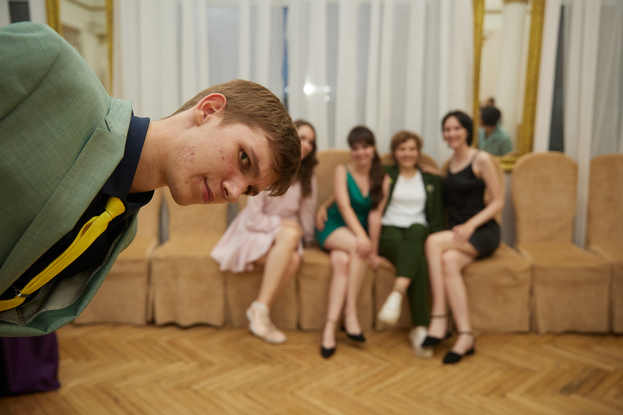 Выпускной вечер, вручение диплопов. Выпускные альбомы в Томске. Фотограф Сергей Стёпин