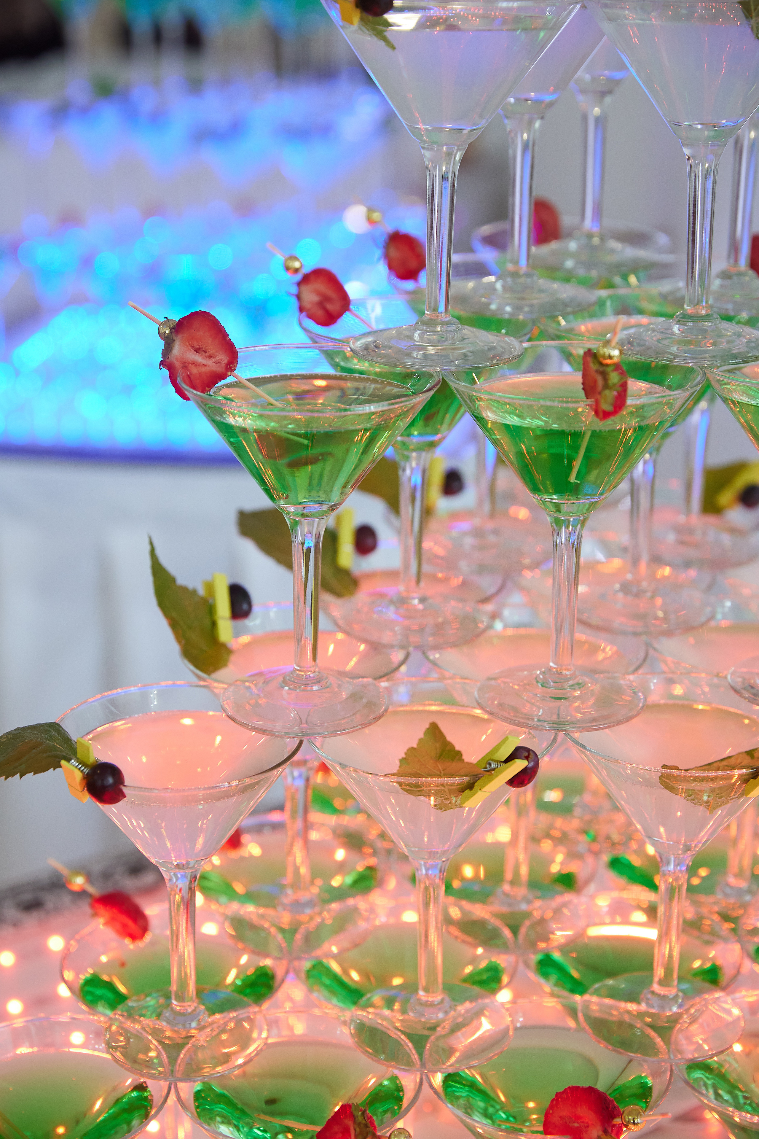 Выпускной вечер, вручение диплопов. Выпускные альбомы в Томске. Фотограф Сергей Стёпин