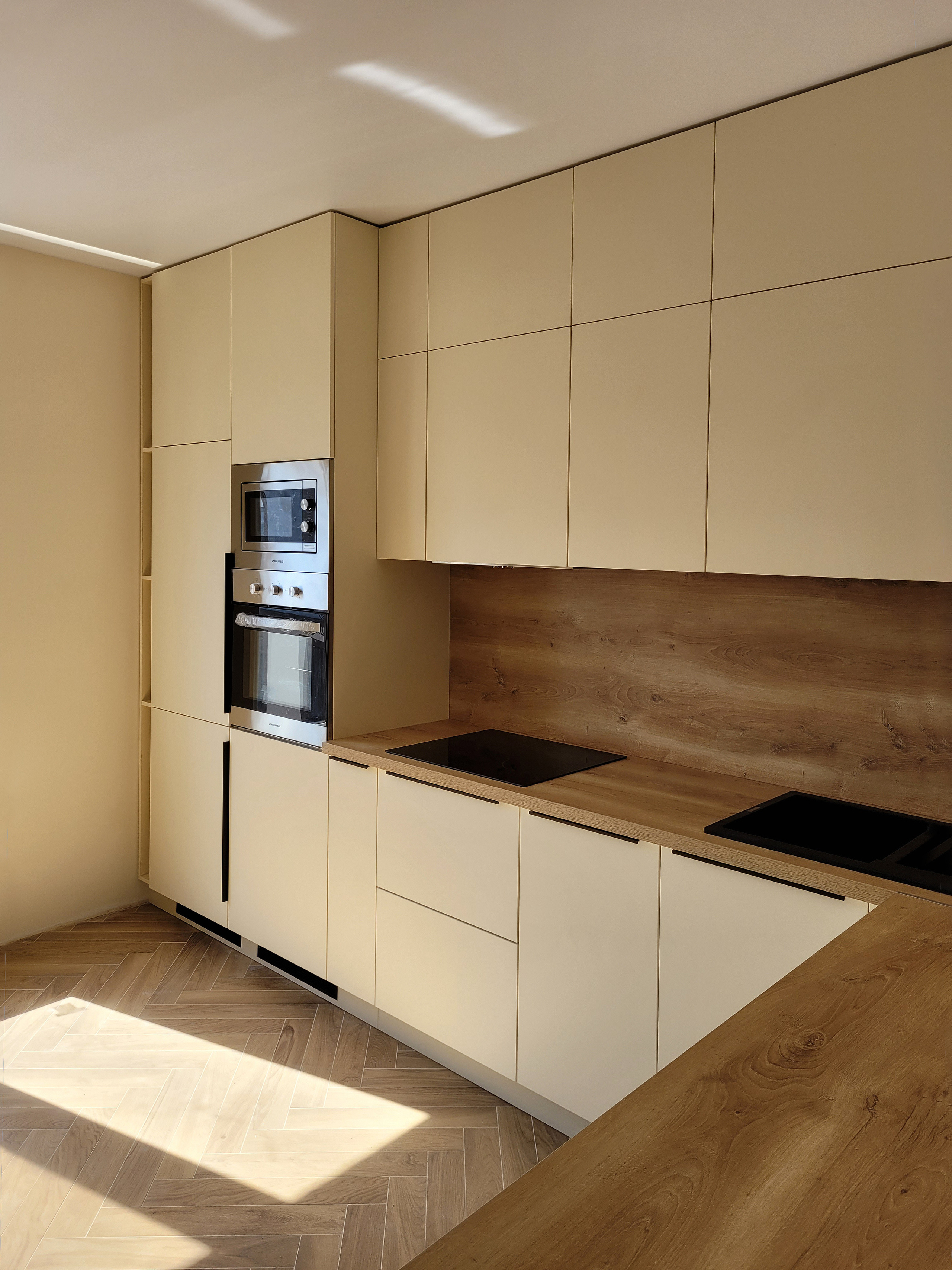 Кухни на заказ в Евпатории. Мебель на заказ в Евпатории