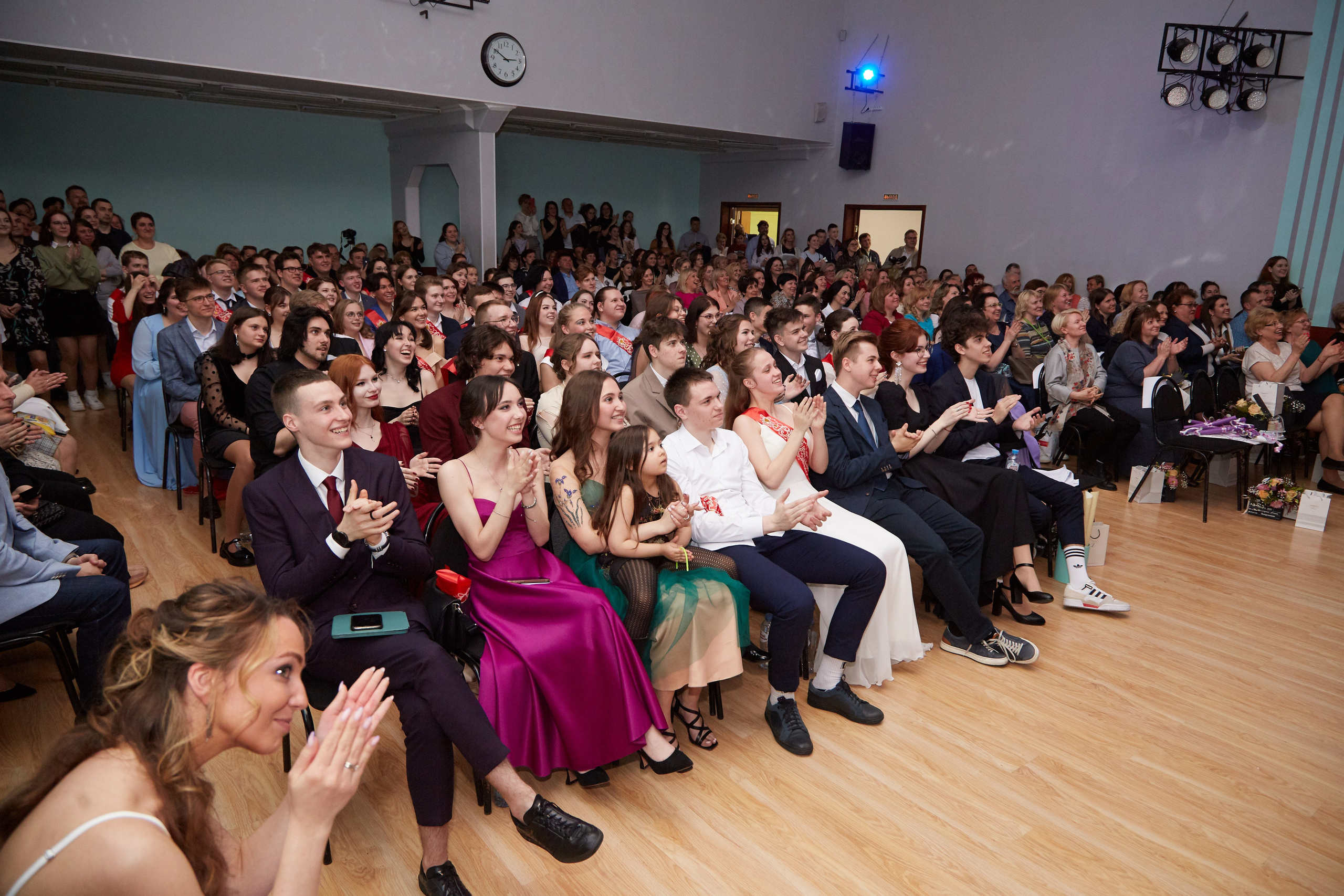 Последний звонок. Фотограф Савченко Люба. Москва