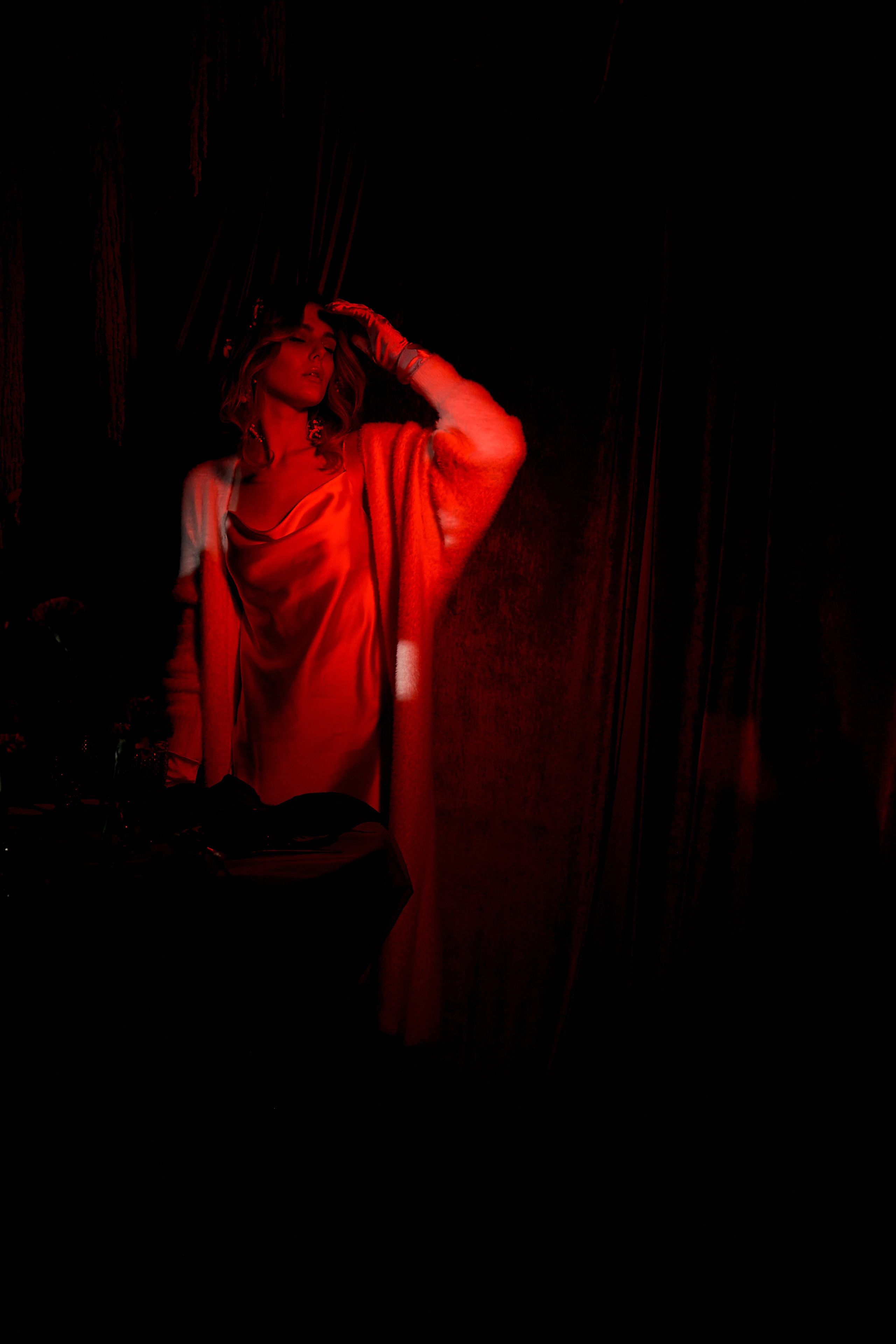 Red. Свадебный фотограф в Красноярске Владимир Ятмасов