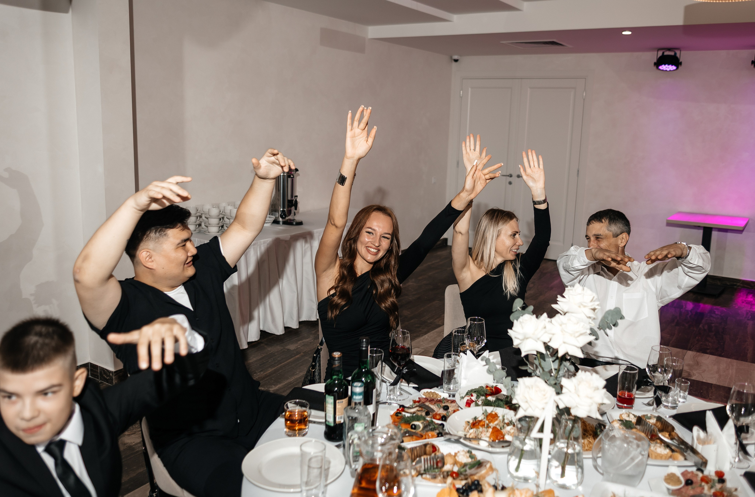 Даниил & Кристина | 20.08.25. Свадебный и семейный фотограф в Омске Евгения Хакимова