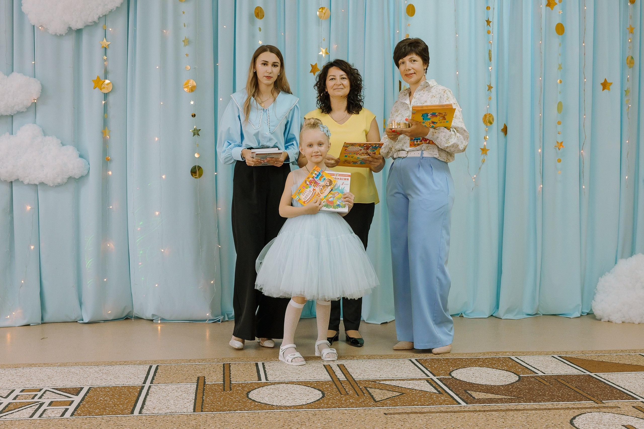 Выпускной в ДС -29. Выпускные альбомы Натальи Бутко: Новороссийск, Анапа, Геленджик