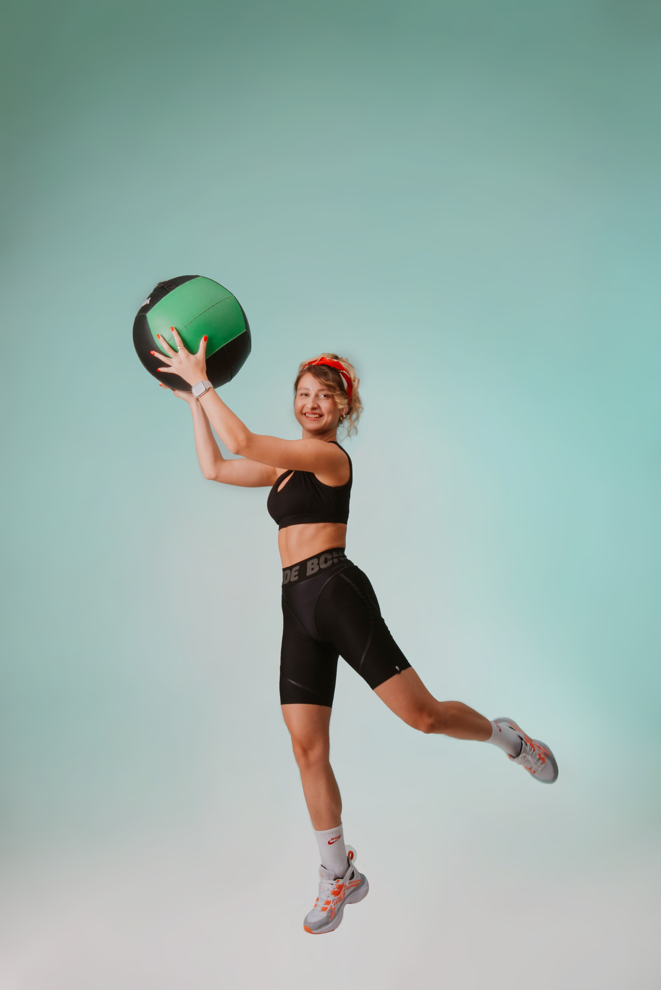 Реклама для сети «FIZкультура». Ксения Glossa. Портретный и репортажный фотограф в Самаре