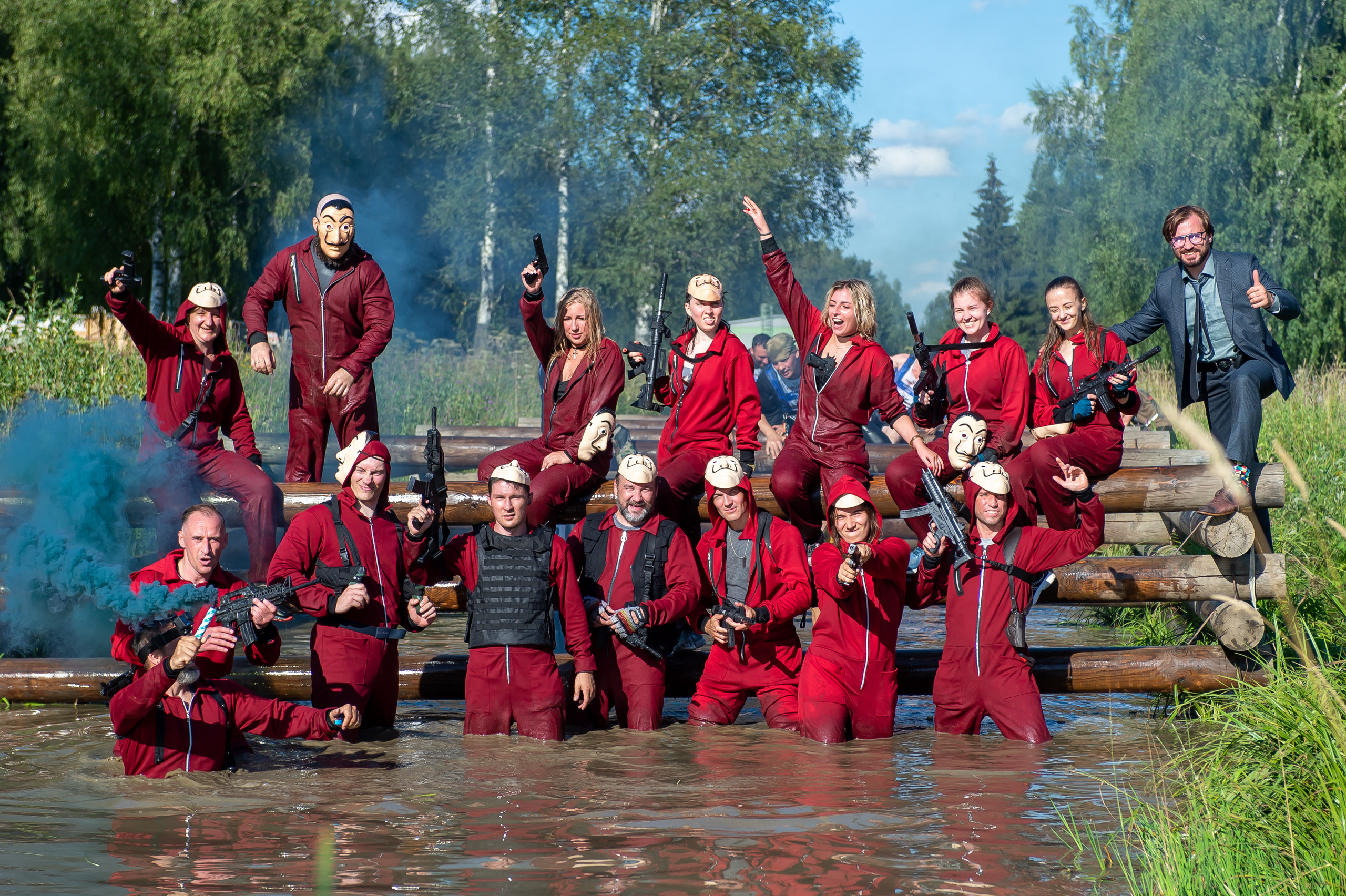 Гонка героев. Бумажный дом. Фотограф в Москве Дмитрий Тимошенко